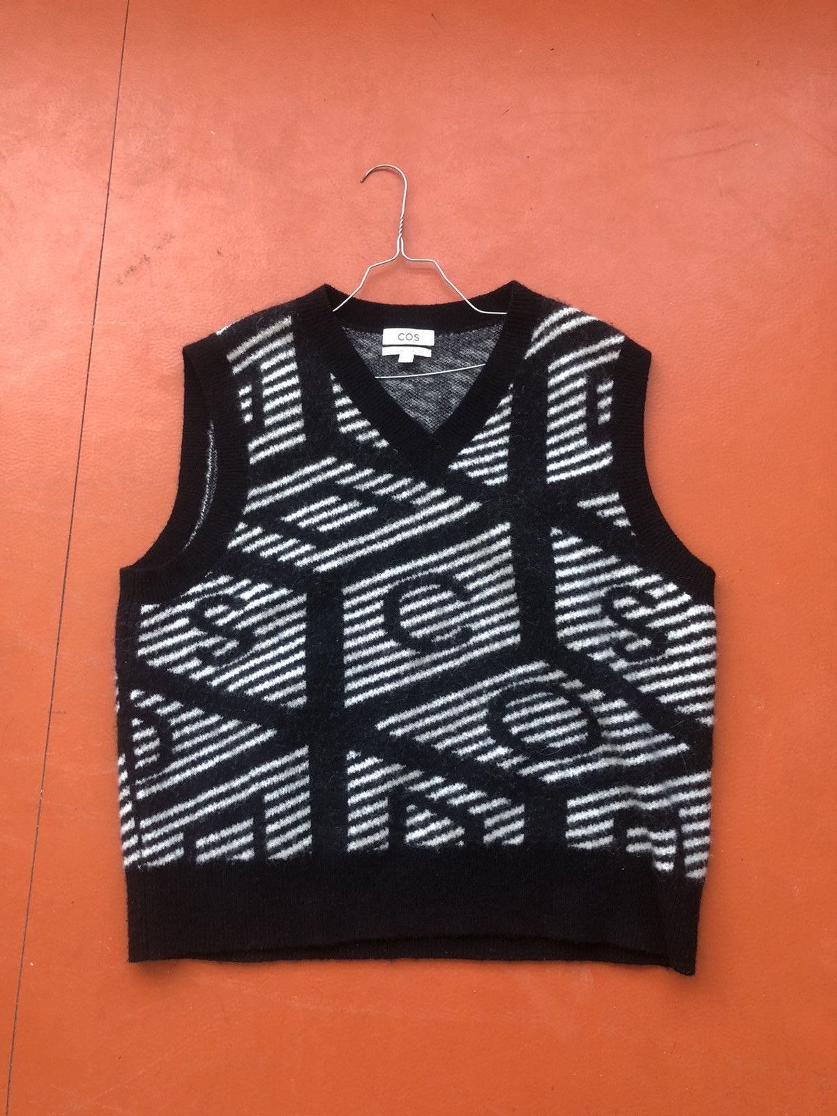 Cos Cos Alpca Vest Size US L / EU 52-54 / 3 - 1 Thumbnail