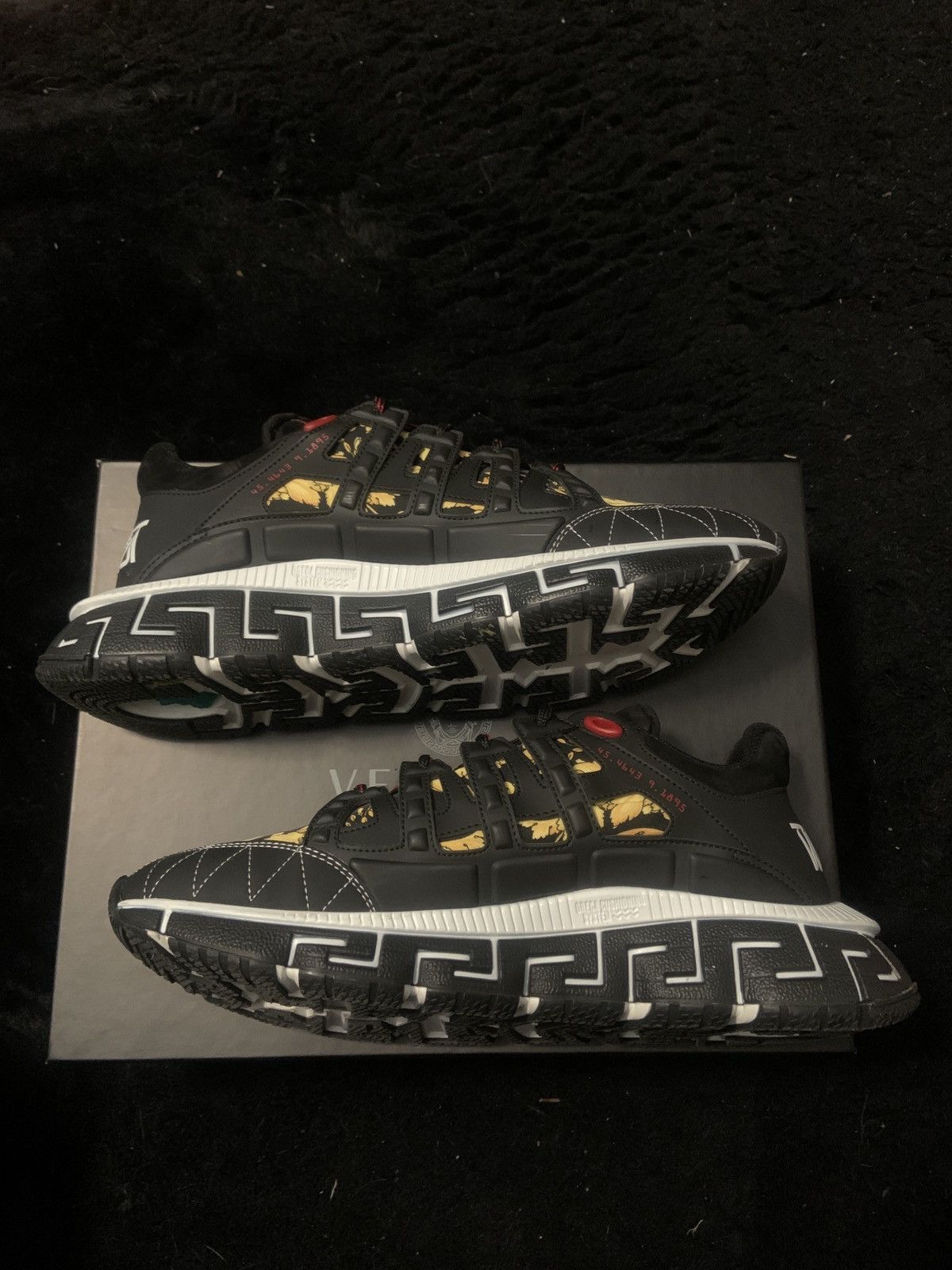 Versace Versace Trigreca Barocco Size US 12 / EU 45 - 1 Thumbnail
