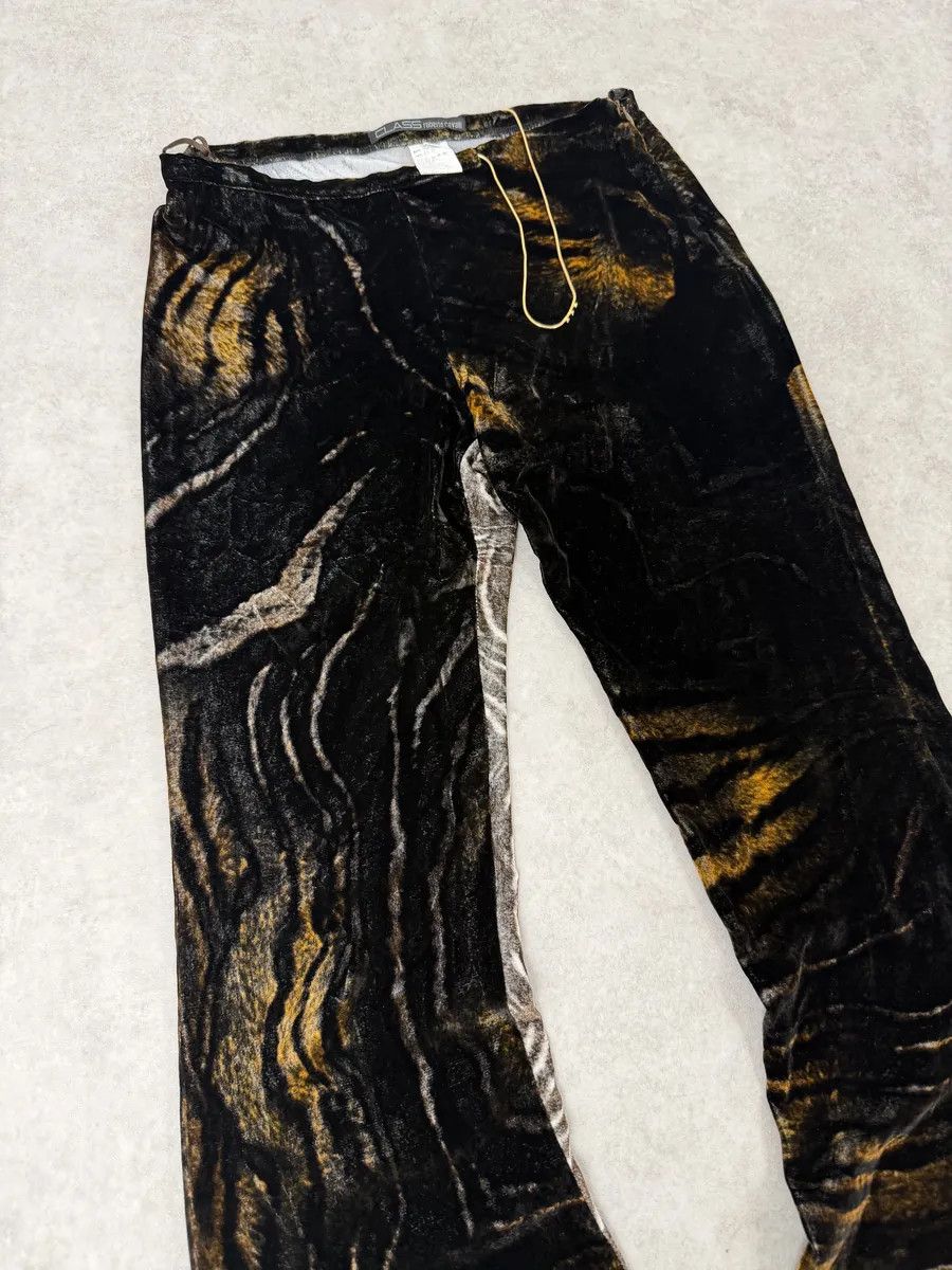 Roberto Cavalli 2000s Roberto Cavalli Brown Velvet Cozy Pants Size 28" / US 6 / IT 42 - 8 Thumbnail