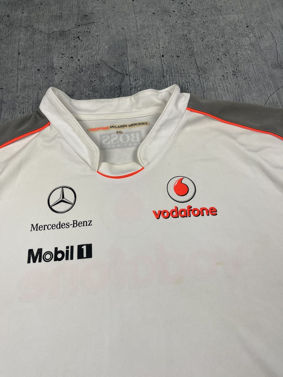 Hugo Boss × Mercedes-Benz Mercedes Benz McLaren Racing T-Shirt F1 Hugo Boss Vodafone Size US XL / EU 56 / 4 - 5 Thumbnail