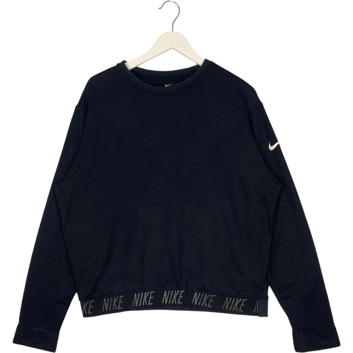 Vintage Vintage Nike Swoosh Sweatshirt Crewneck Black Size L Size US L / EU 52-54 / 3 - 1 Thumbnail