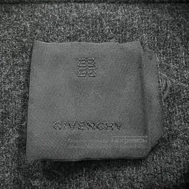 Givenchy Givenchy Black and Grey Embroidered Logo Knitwear XXL Size Size US XXL / EU 58 / 5 - 3 Thumbnail