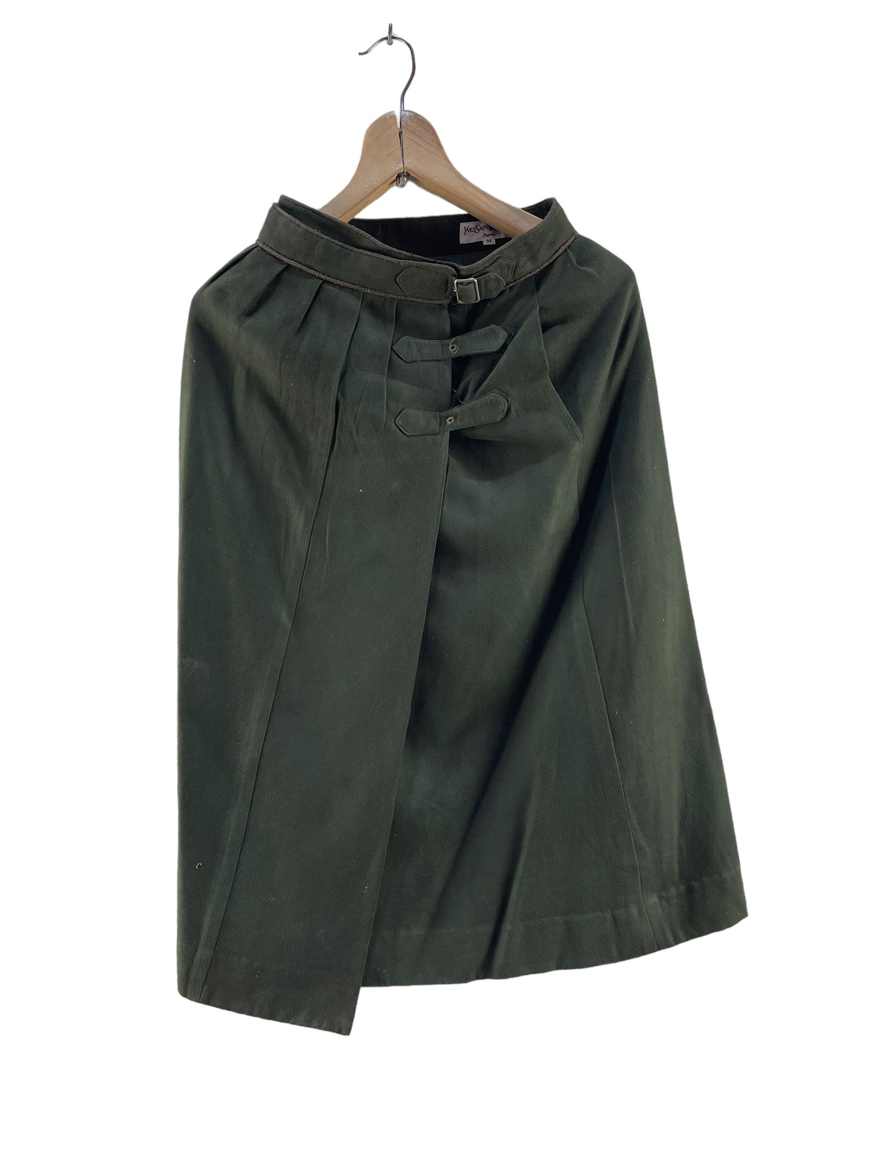 Yves Saint Laurent Vintage Green Yves Saint Laurent Midi Skirt Size 24" / US 00 / IT 34 - 1 Thumbnail