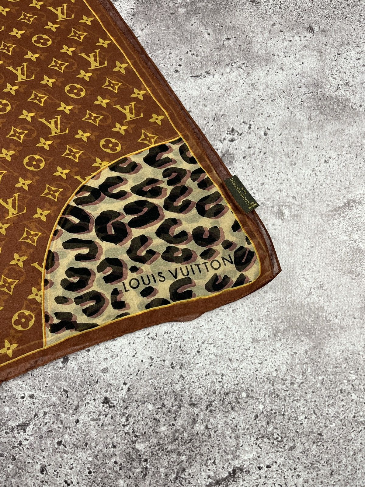 Designer × Louis Vuitton Louis Vuitton Monogram Brown Silk Scarf Size ONE SIZE - 3 Thumbnail