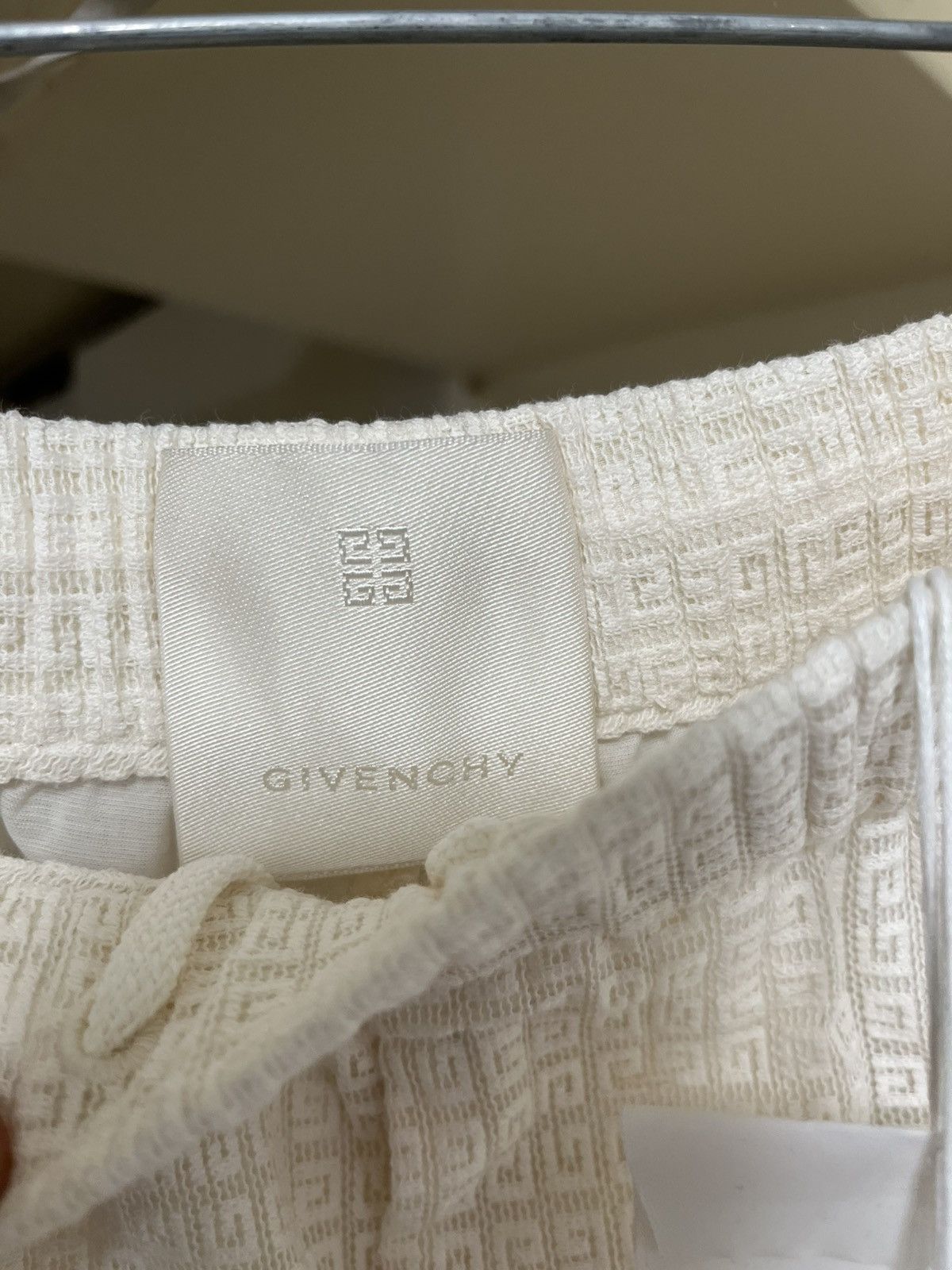 Givenchy Givenchy Shorts Sz 48(32us) Size US 32 / EU 48 - 4 Thumbnail