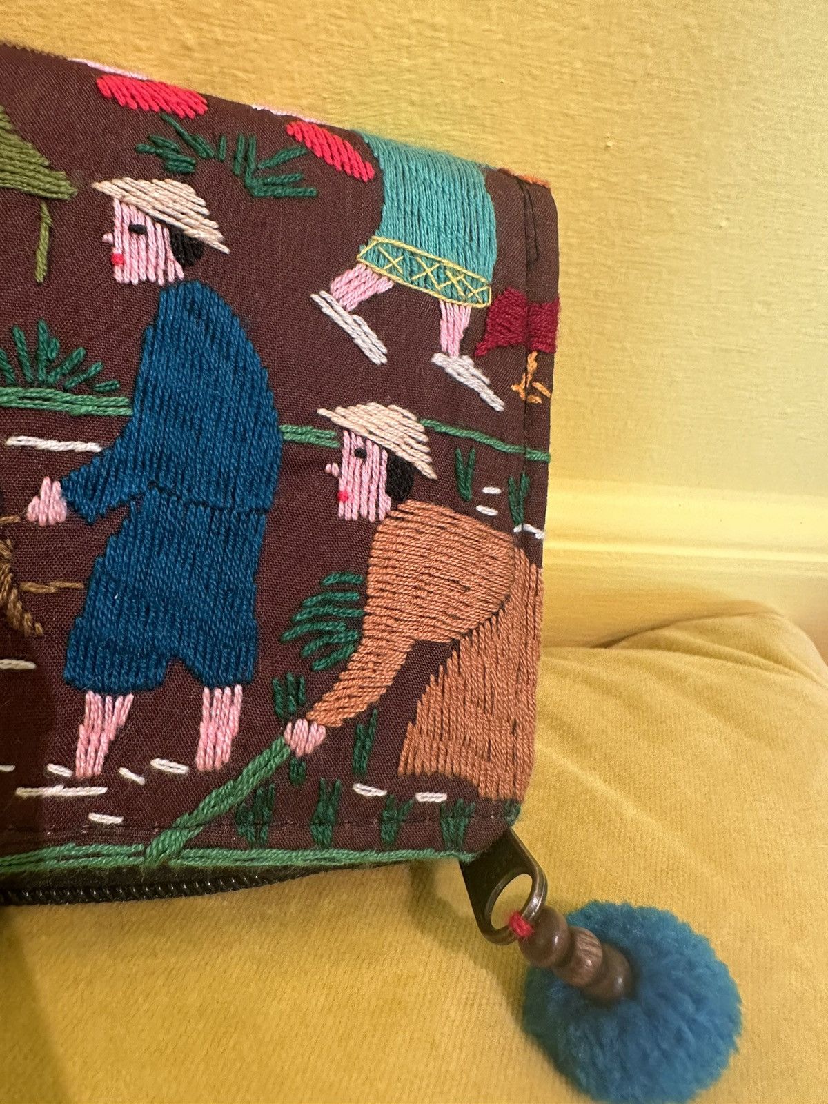 Other Colorful Embroidered Wallet Size ONE SIZE - 14 Thumbnail