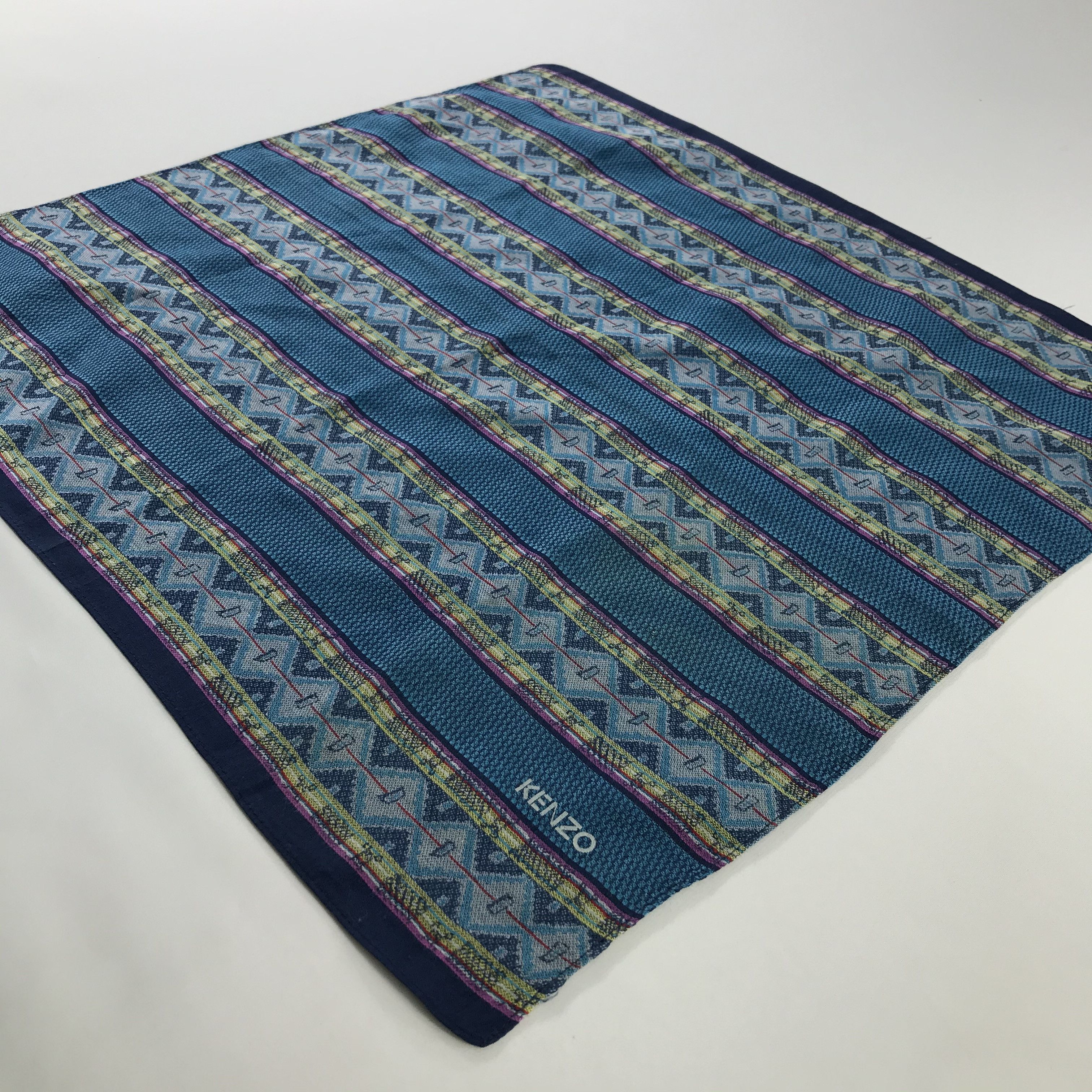 Kenzo × Vintage Kenzo Bandana / Handkerchief / Neckerchief - S433 Size ONE SIZE - 2 Thumbnail