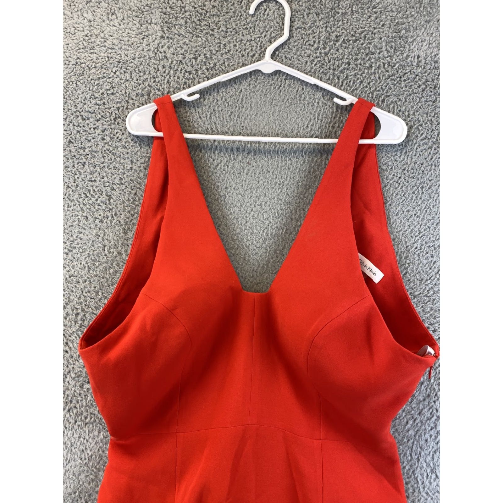 Calvin Klein Calvin Klein Women's Sleeveless Dress Size 10 Red NWOT 60-3 Midi Dress Polyester — Regular Sleeve Length: Sleeveless Size L / US 10 / IT 46 - 4 Thumbnail