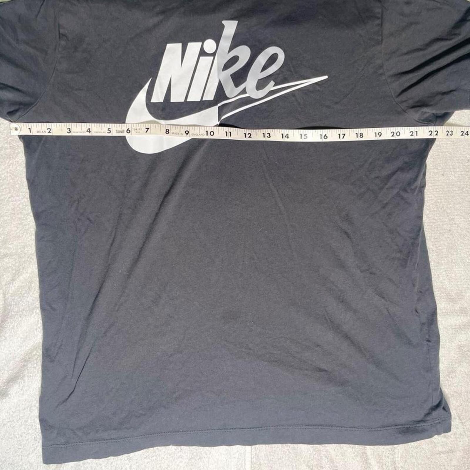 Nike Nike Sportswear Splice Logo Grey T-Shirt Size L Size L / US 10 / IT 46 - 3 Thumbnail