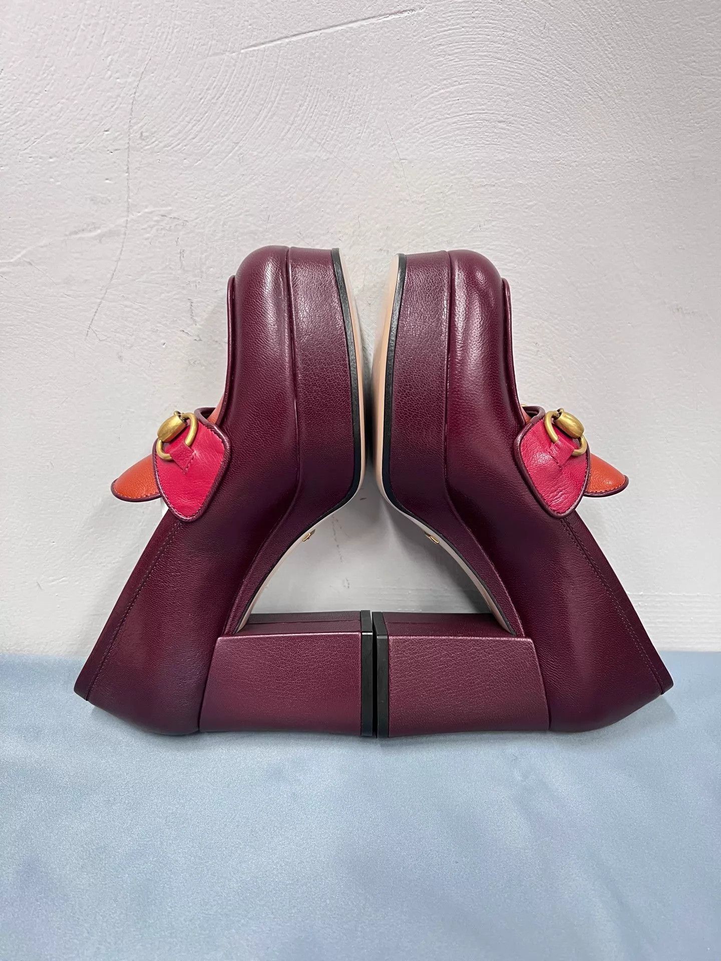 Gucci Gucci HB Cowhide Round Toe Slip-On Block Heel 36.5 Size US 6 / IT 36 - 5 Thumbnail