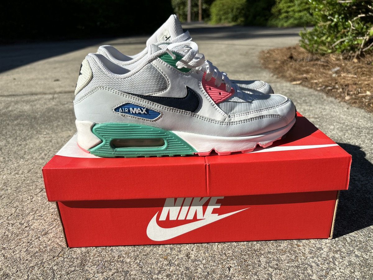 image of Nike Airmax 90 South Beach Shoes in Watermelon, Men's (Size 9.5)