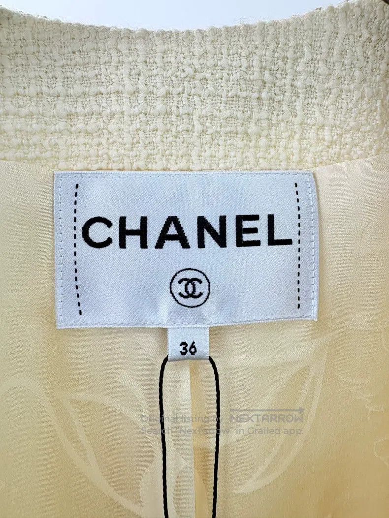 Chanel Chanel Metropolitan Series White Gold Knitted Coat Size XS / US 0-2 / IT 36-38 - 4 Thumbnail