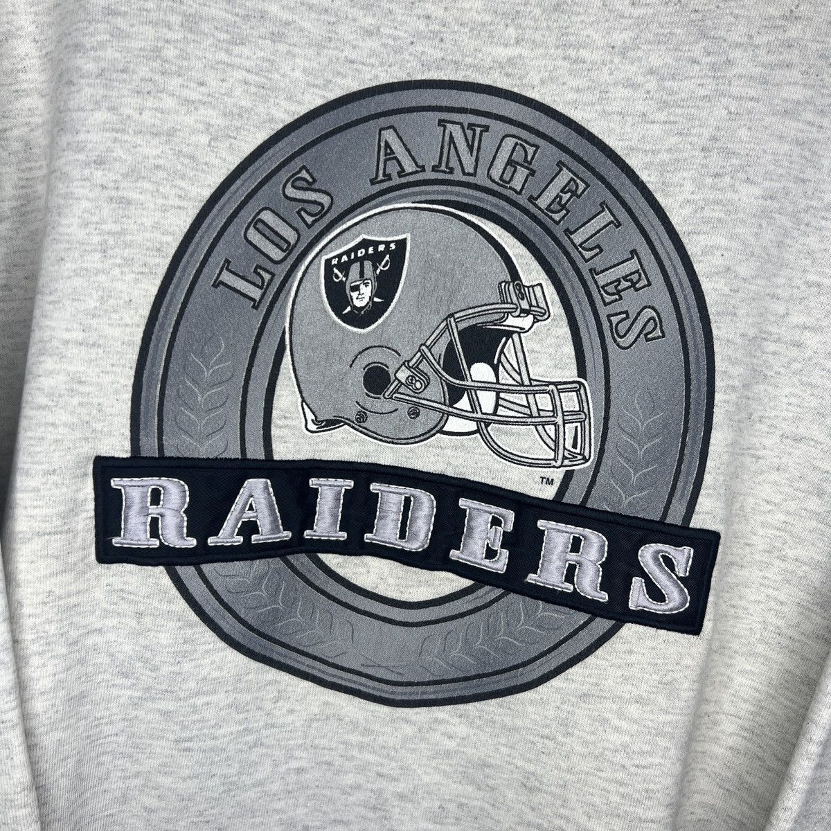 NFL × Vintage Crazy Vintage 90s Los Angeles Raiders Crewneck Sweatshirt Size US L / EU 52-54 / 3 - 7 Thumbnail
