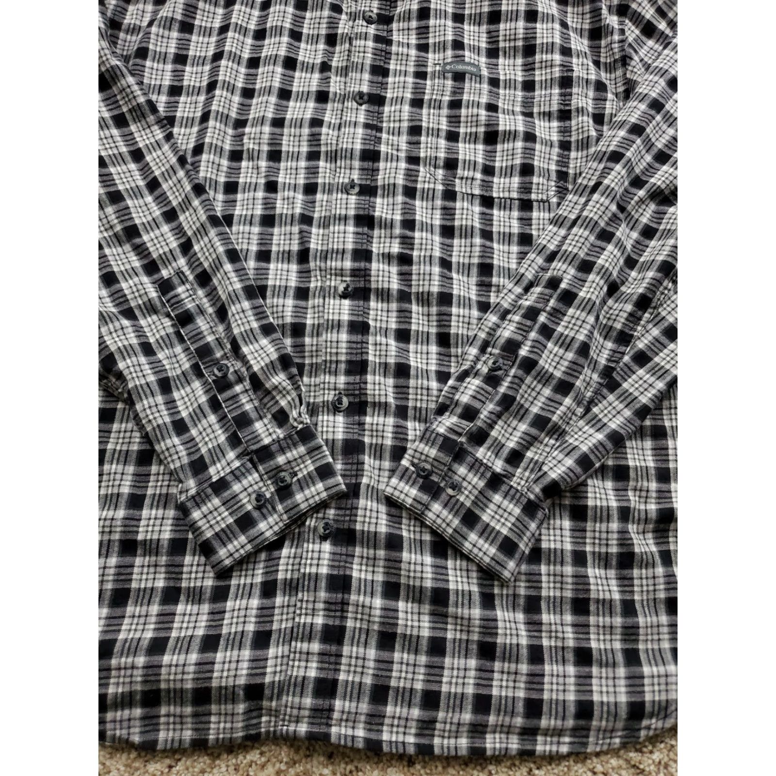 Vintage Columbia Shirt Mens 2XL Black Gray Plaid Button Up Long Sleeve Outdoors Logo Patch Size US XXL / EU 58 / 5 - 3 Thumbnail