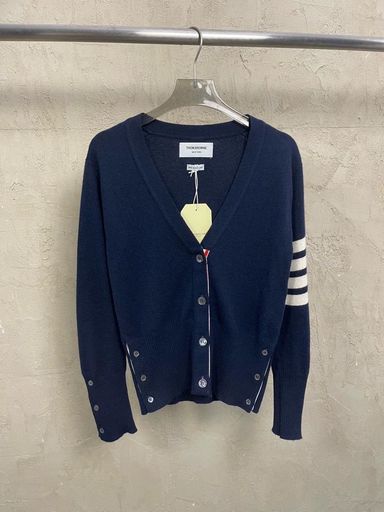 Thom Browne Thom Browne A Tibetan blue four-striped cashmere sweater Size M / US 6-8 / IT 42-44 - 1 Thumbnail