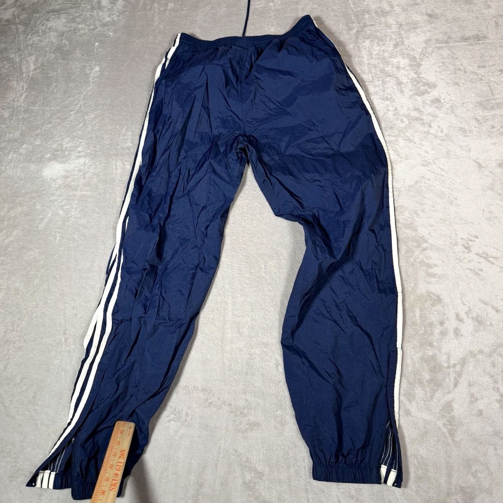 Adidas VINTAGE Adidas Track Pants Mens M Blue Nylon Softshell Zip Ankle Tapered Pockets 90s Athleisure Sports Size US 31 - 5 Thumbnail