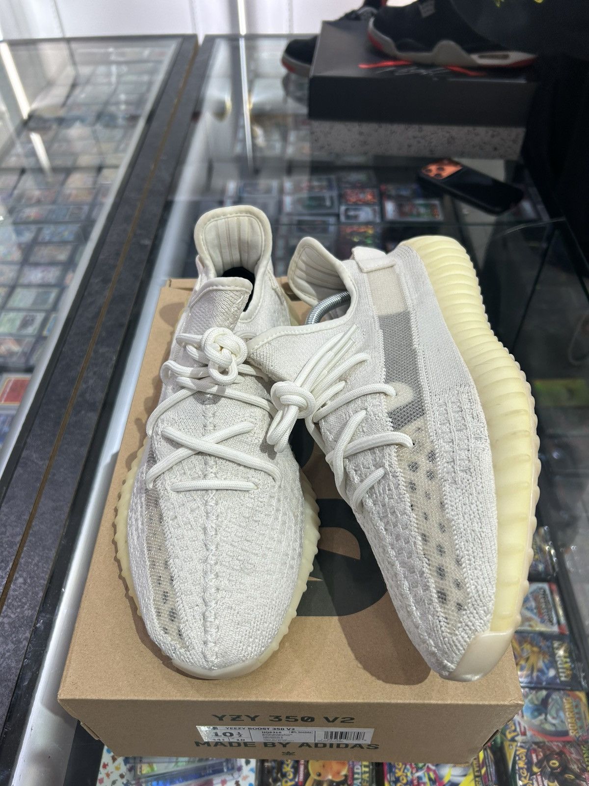 Yeezy Yeezy 350 V2 Bone Size US 10.5 / EU 43-44 - 1 Thumbnail