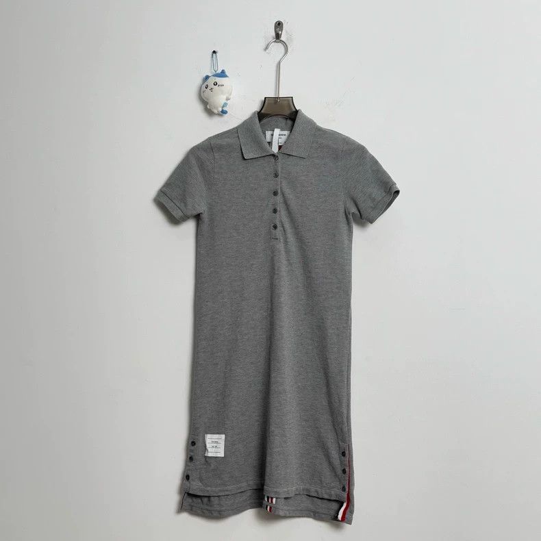 Thom Browne Thom Browne size38 A striped logo dress behind it Size XS / US 0-2 / IT 36-38 - 1 Thumbnail