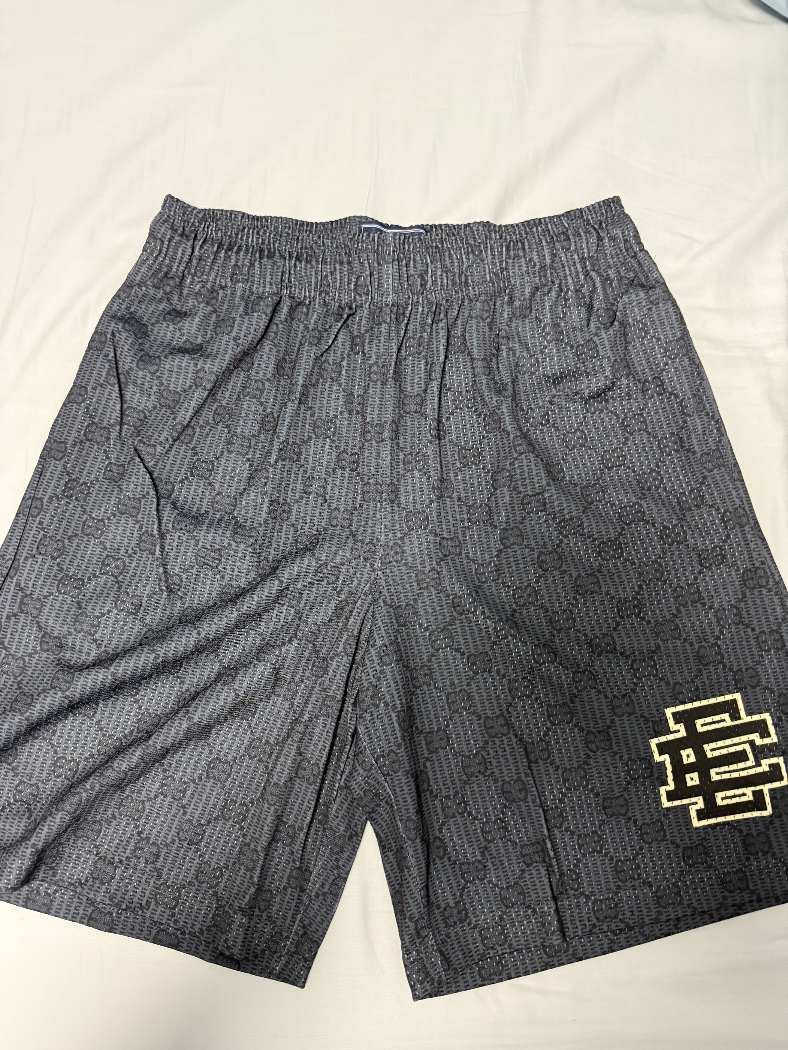 ウェア Eric Emanuel Gucci Eric Emanuel Gucci Gym Shorts Size: medium (30-34 - | Depop