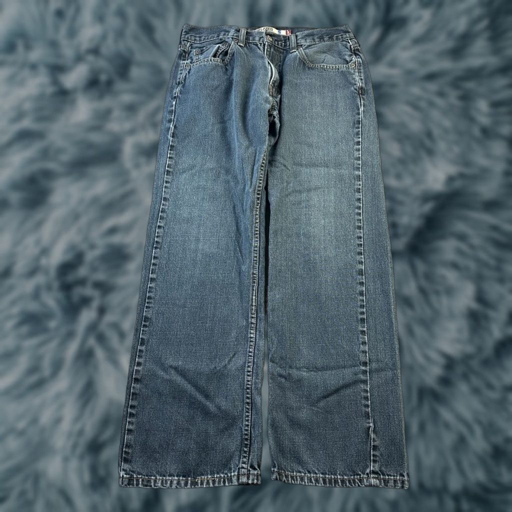 Levi's VINTAGE Levi's 559 Jeans Mens 33x32 Fits 33x30 Relaxed Straight Denim Blue Cotton 5-Pocket, Zipper Closure, Regular Size, Colombia, 559 Model Mens Size US 33 - 1 Thumbnail