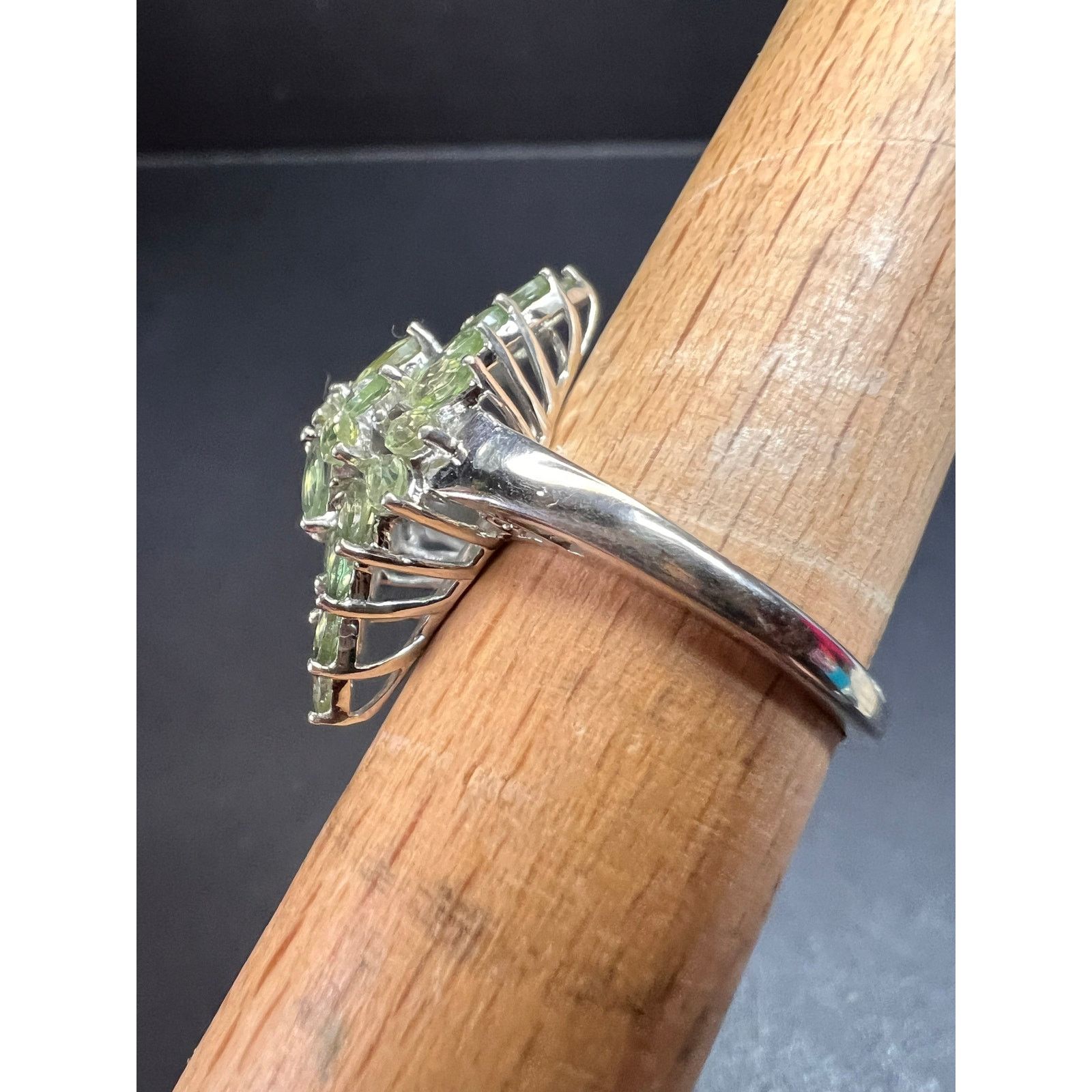 Other NEW Green apatite ring in sterling silver size 7 Size ONE SIZE - 20 Thumbnail