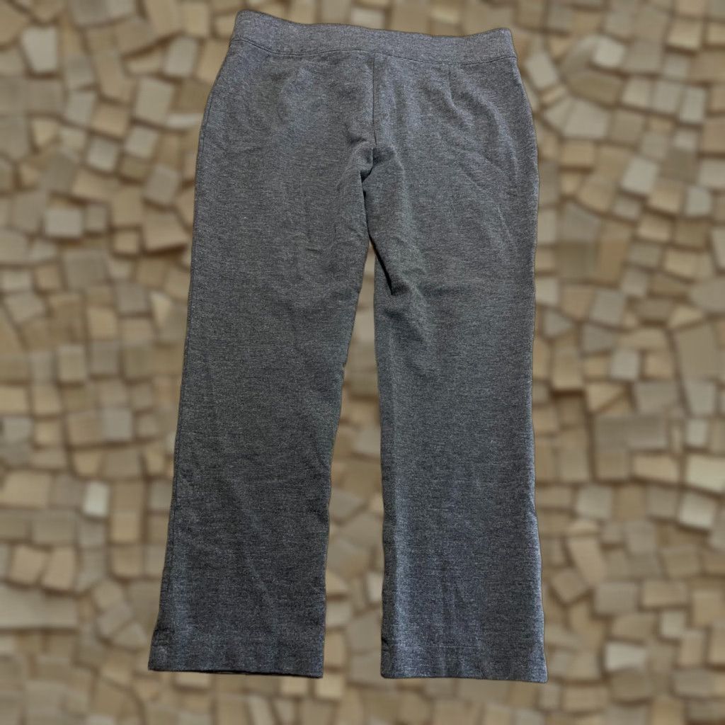 Laura Ashley Laura Ashley Pants Women's 12P Petite Gray Pull On Cropped Straight 25.5 In Inseam Girls? Size 34" / US 12 / IT 48 - 1 Thumbnail