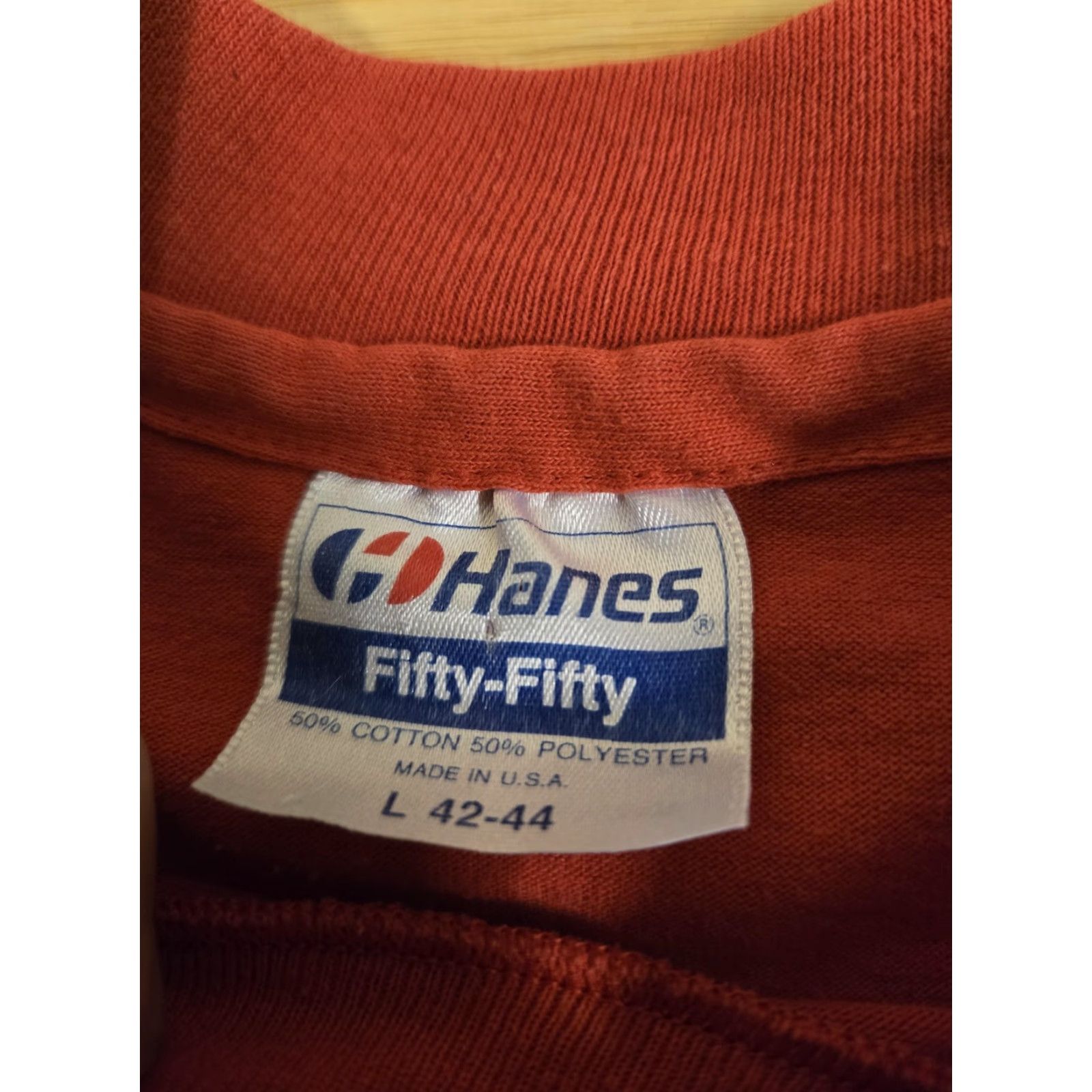 Hanes VINTAGE Sitka Hanes Graphic Shirt Mens Large Orange T-Shirt Crew Neck 50/50 Made USA 80s Size US L / EU 52-54 / 3 - 4 Thumbnail