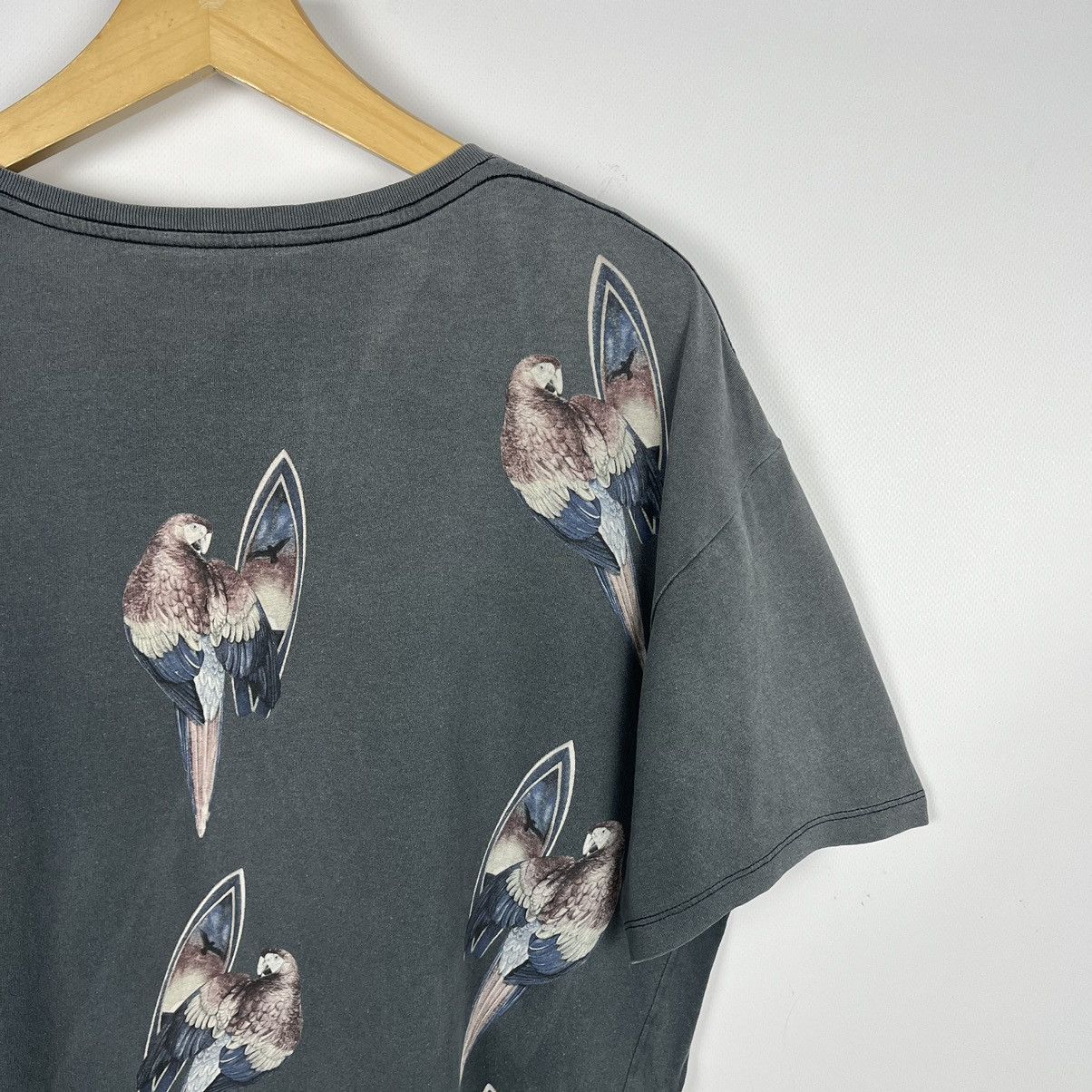 Allsaints Designer Allsaints surfin bird oversize fit y2k tee Size US M / EU 48-50 / 2 - 12 Thumbnail