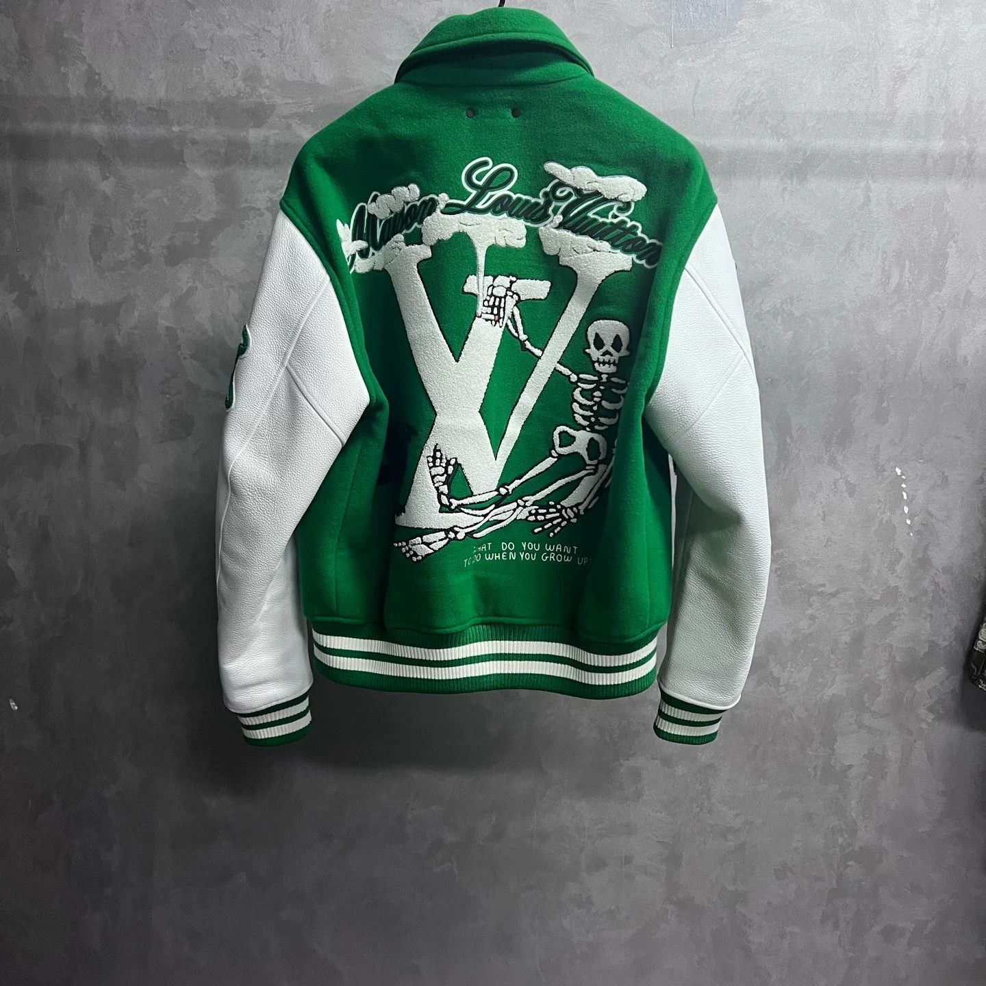 Louis Vuitton Louis Vuitton Green Letter Patchwork Baseball Jacket Size US M / EU 48-50 / 2 - 5 Thumbnail