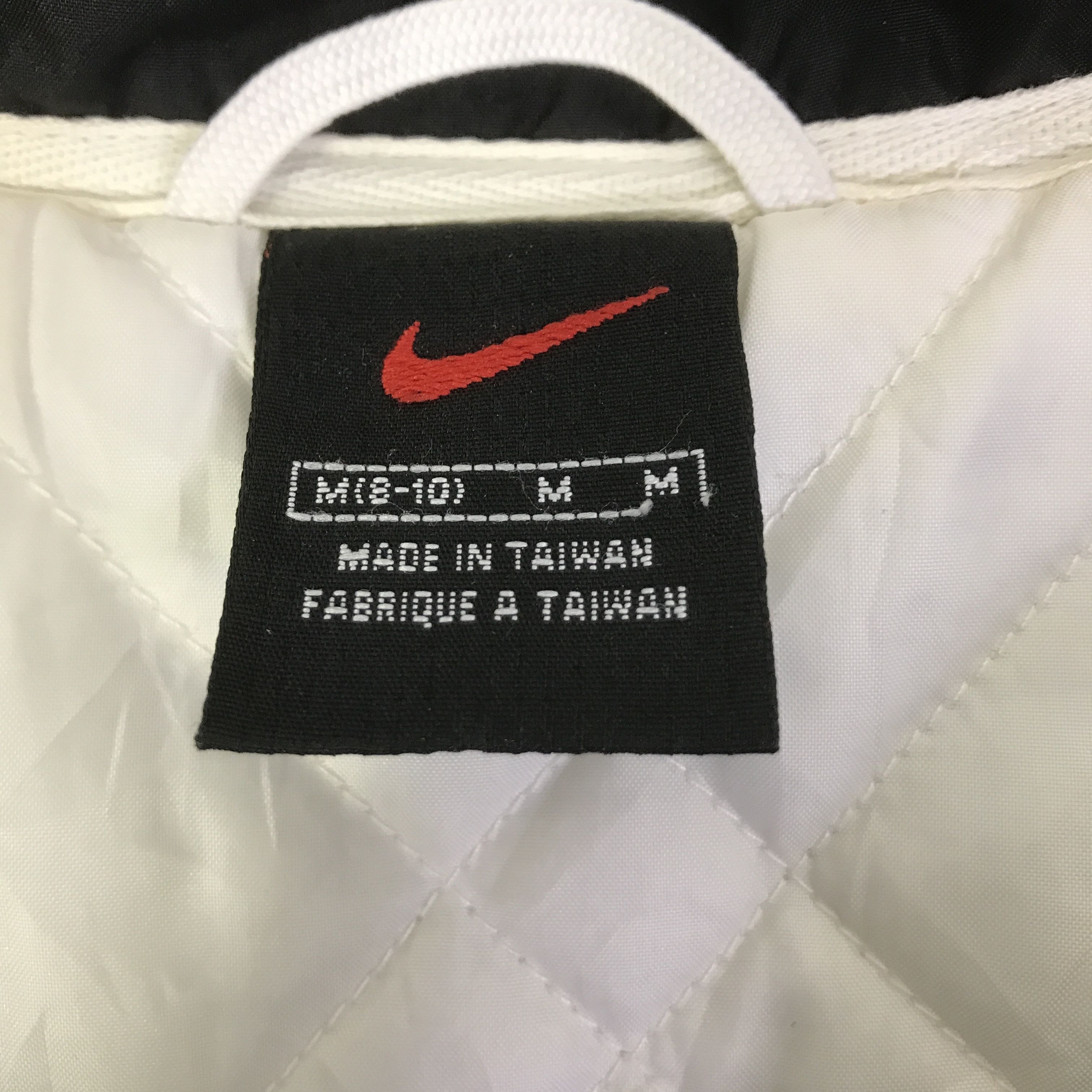 Nike NIKE DESIGN WOMAN JACKET K98B10 Size US L / EU 52-54 / 3 - 8 Thumbnail
