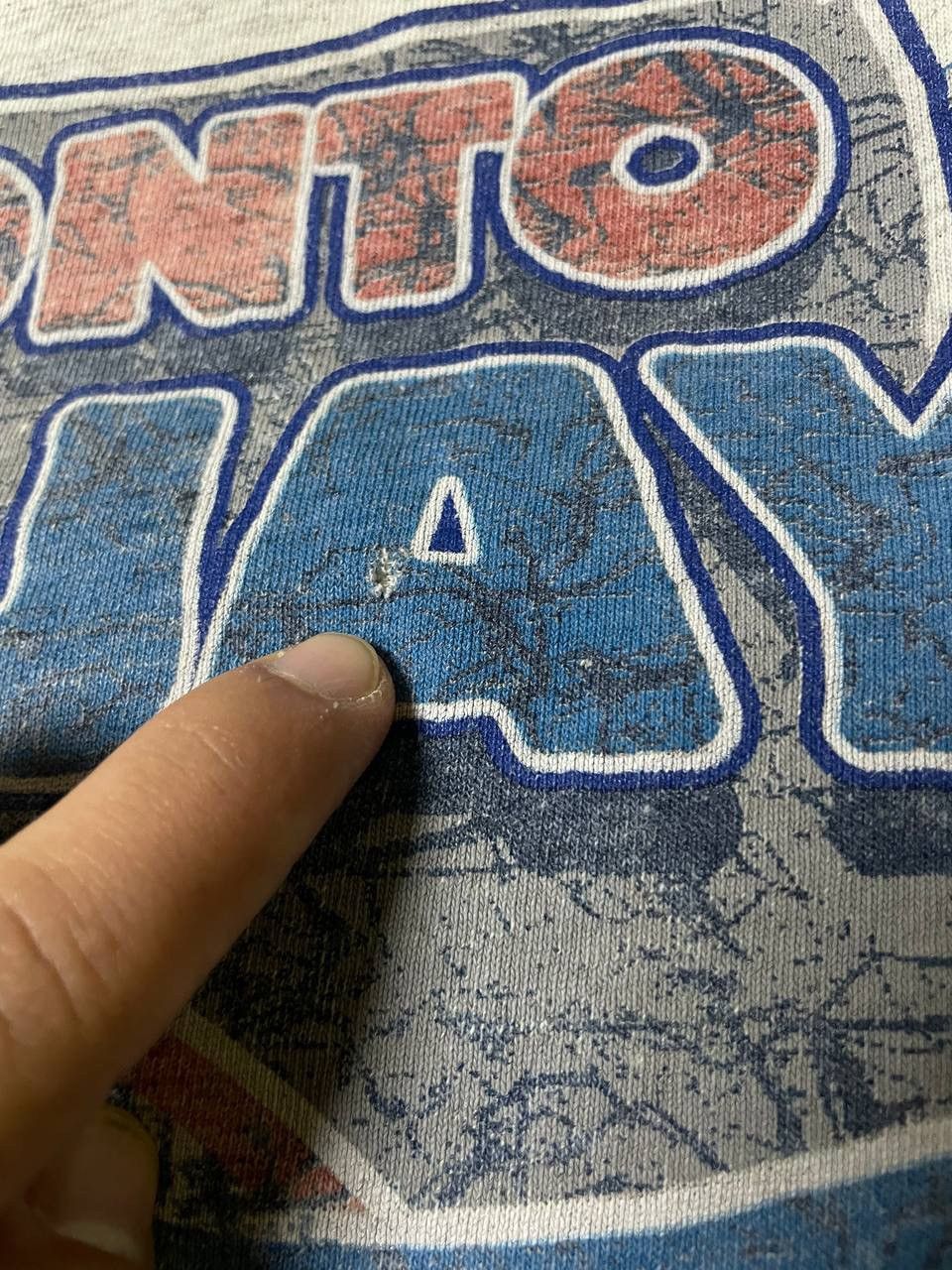 Vintage Vintage Tee Toronto 1994 Size US M / EU 48-50 / 2 - 7 Thumbnail