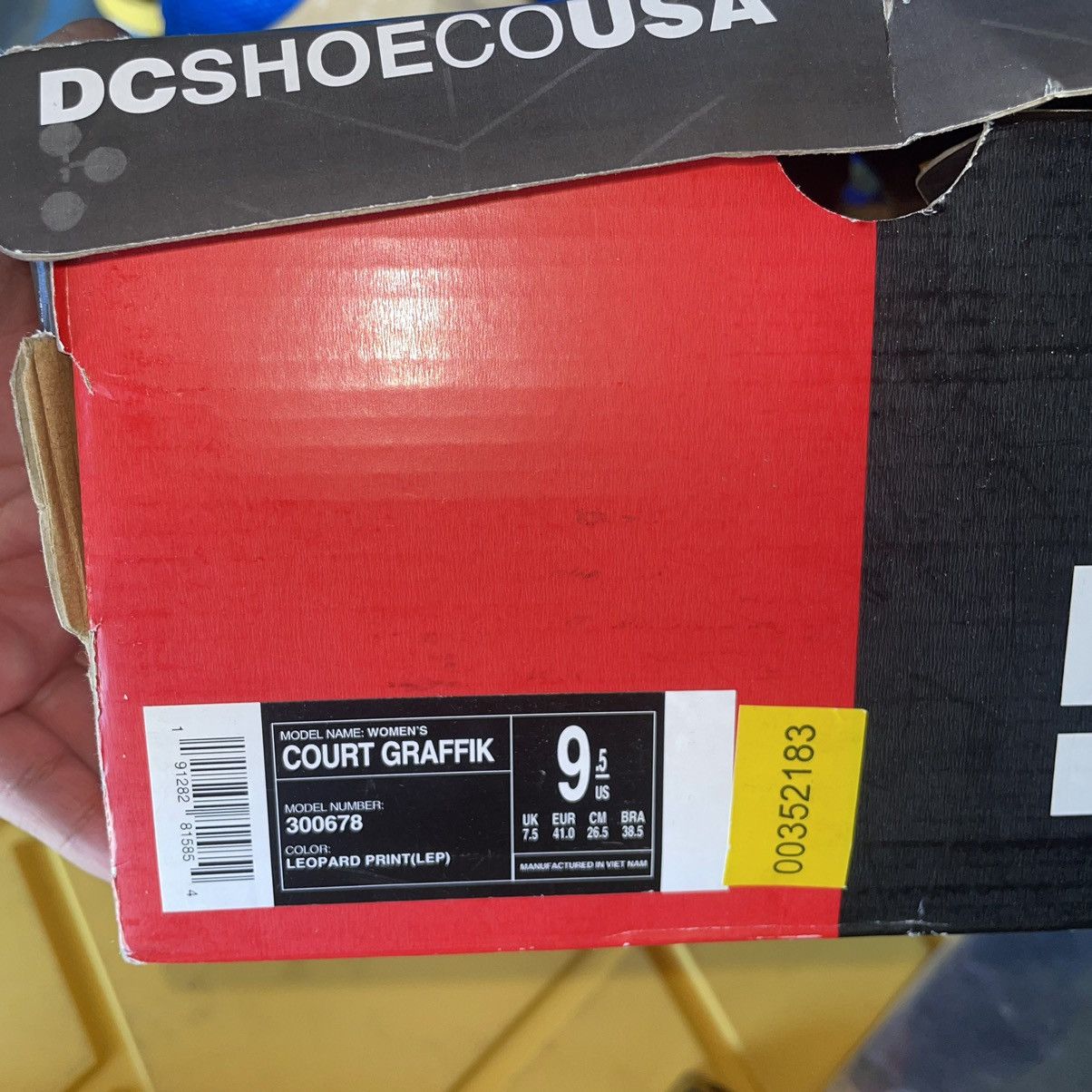 DC Dc Court Graffik Chunky Y2K Skate Shoes Size US 9.5 / EU 42-43 - 6 Thumbnail