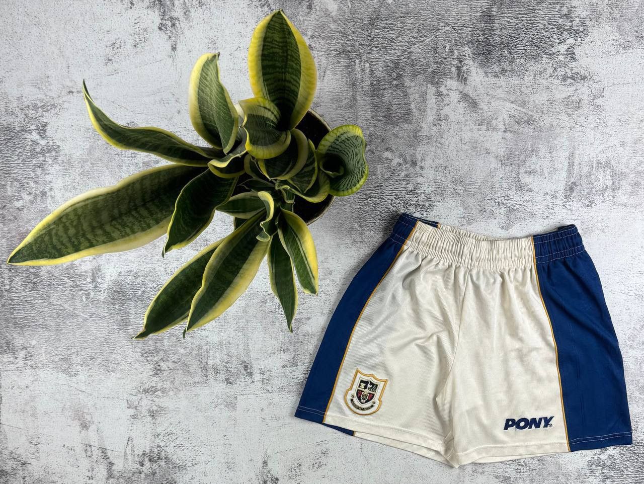 PONY Tottenham Hotspur FC Pony 1997 1998 Soccer Football S Size Vintage Men’s Shorts Size US 30 / EU 46 - 1 Thumbnail