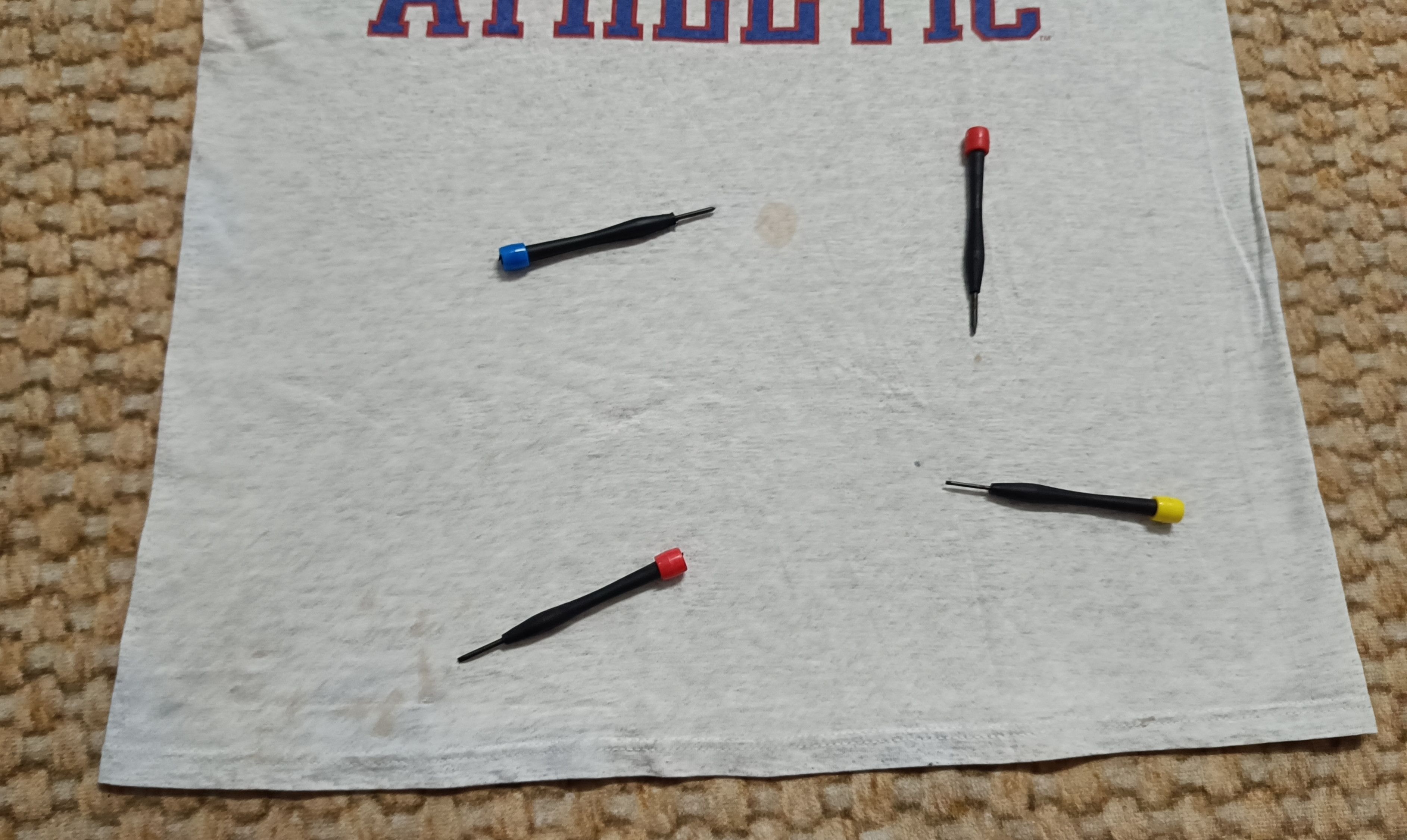 Russell Athletic 🔥🔥Rare Vintage 90s Russell Athletic Gray Tee Size US L / EU 52-54 / 3 - 4 Thumbnail