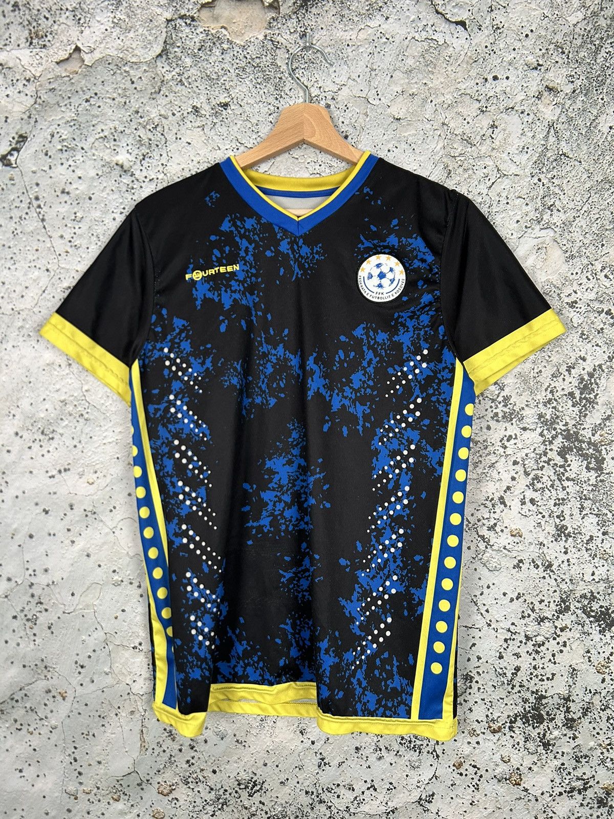 Vintage Kosovo Soccer Jersey National Ultra Rare Football Vintage Size US S / EU 44-46 / 1 - 1 Thumbnail