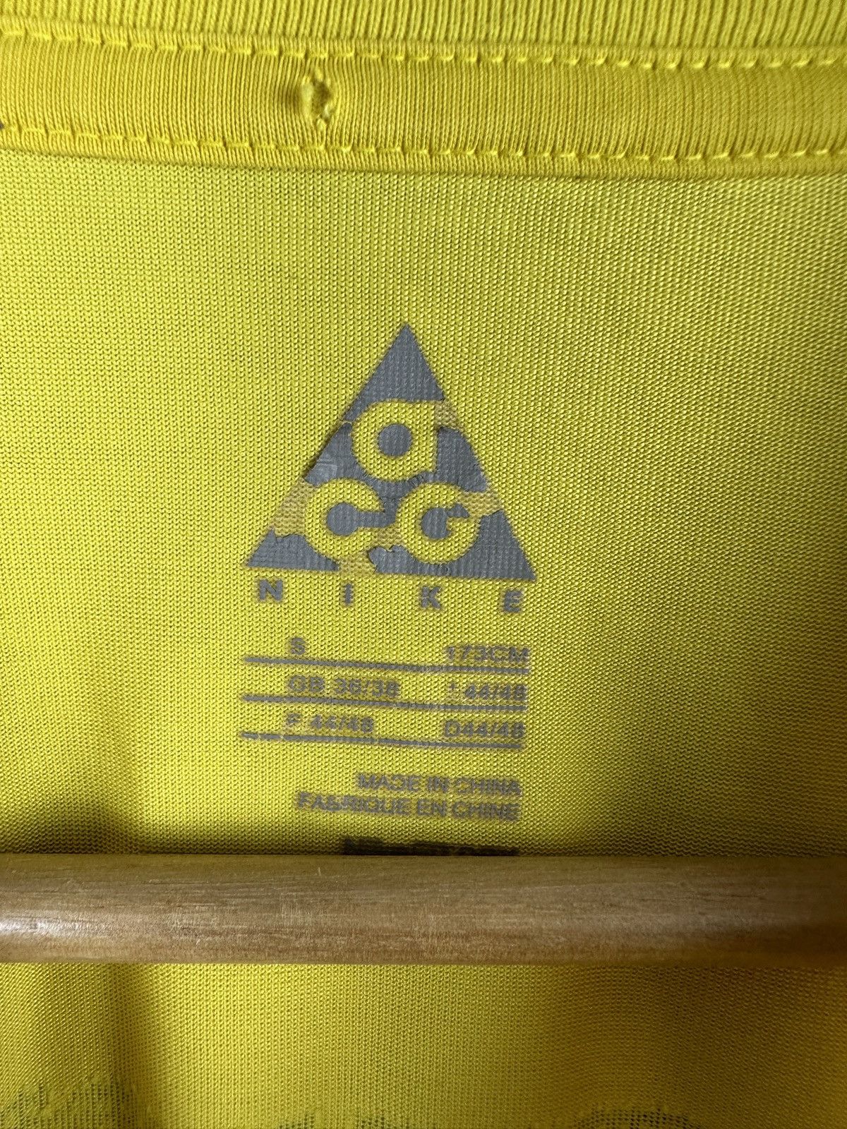 Nike ACG Nike ACG yellow tee t-shirt Size US S / EU 44-46 / 1 - 5 Thumbnail