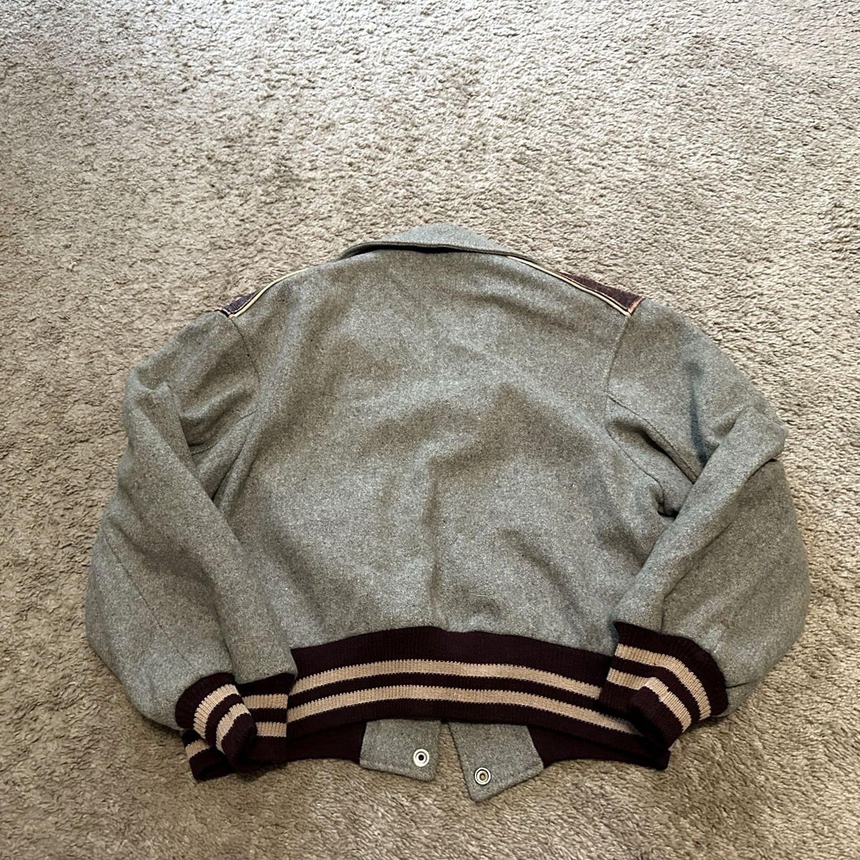 Vintage VINTAGE 60s Wool Letterman Varsity Jacket Mens L Embroidered Button USA Gray Size US L / EU 52-54 / 3 - 7 Thumbnail
