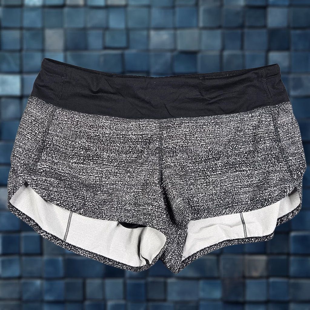 Lululemon Lululemon Speed Up Short Women's Sz 8 Alpine White Black Salt W7AFSS Size 30" / US 8 / IT 44 - 1 Thumbnail