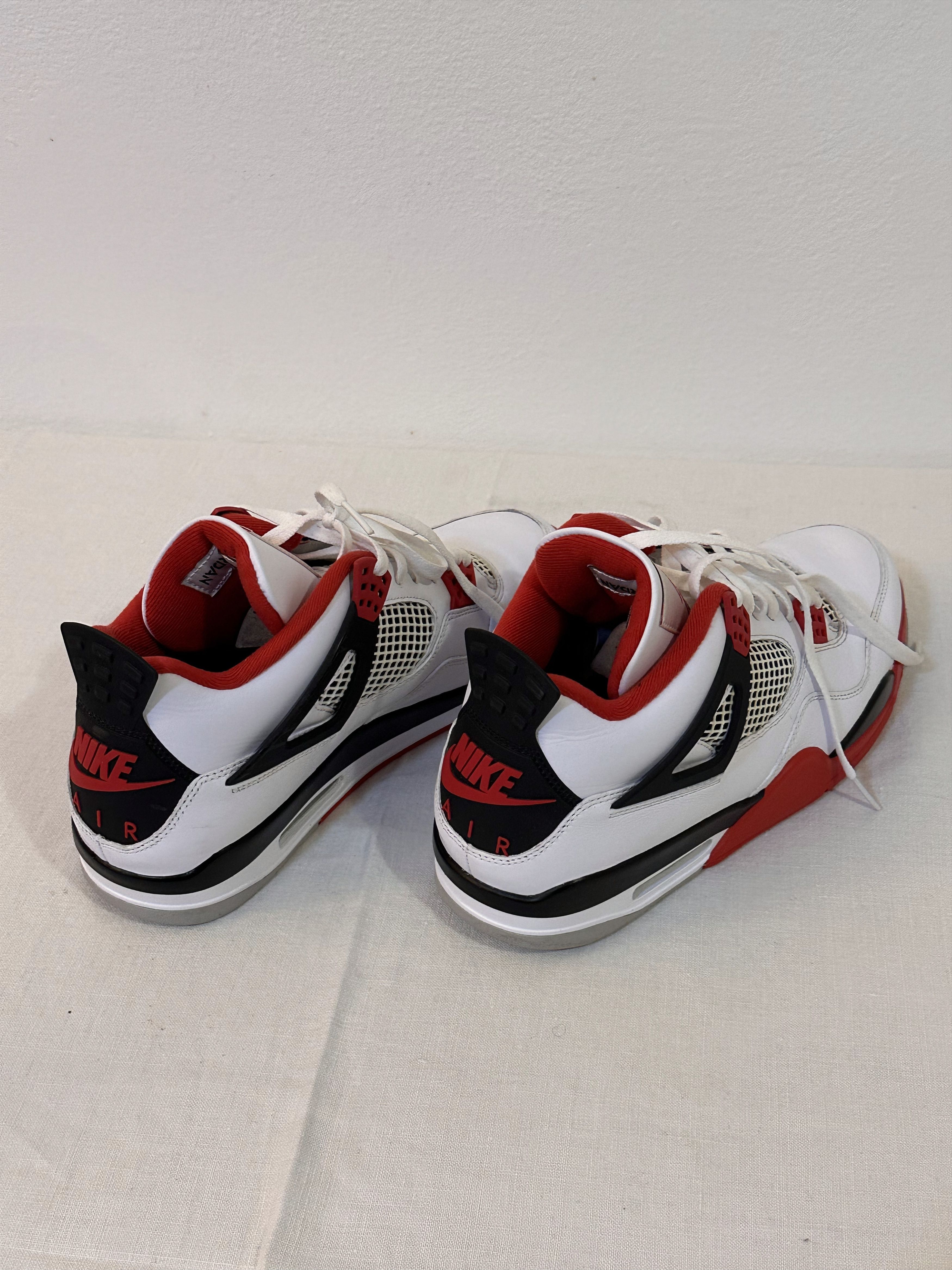 Jordan Brand Jordan 4 fire red 2020 Size US 11.5 / EU 44-45 - 2 Thumbnail