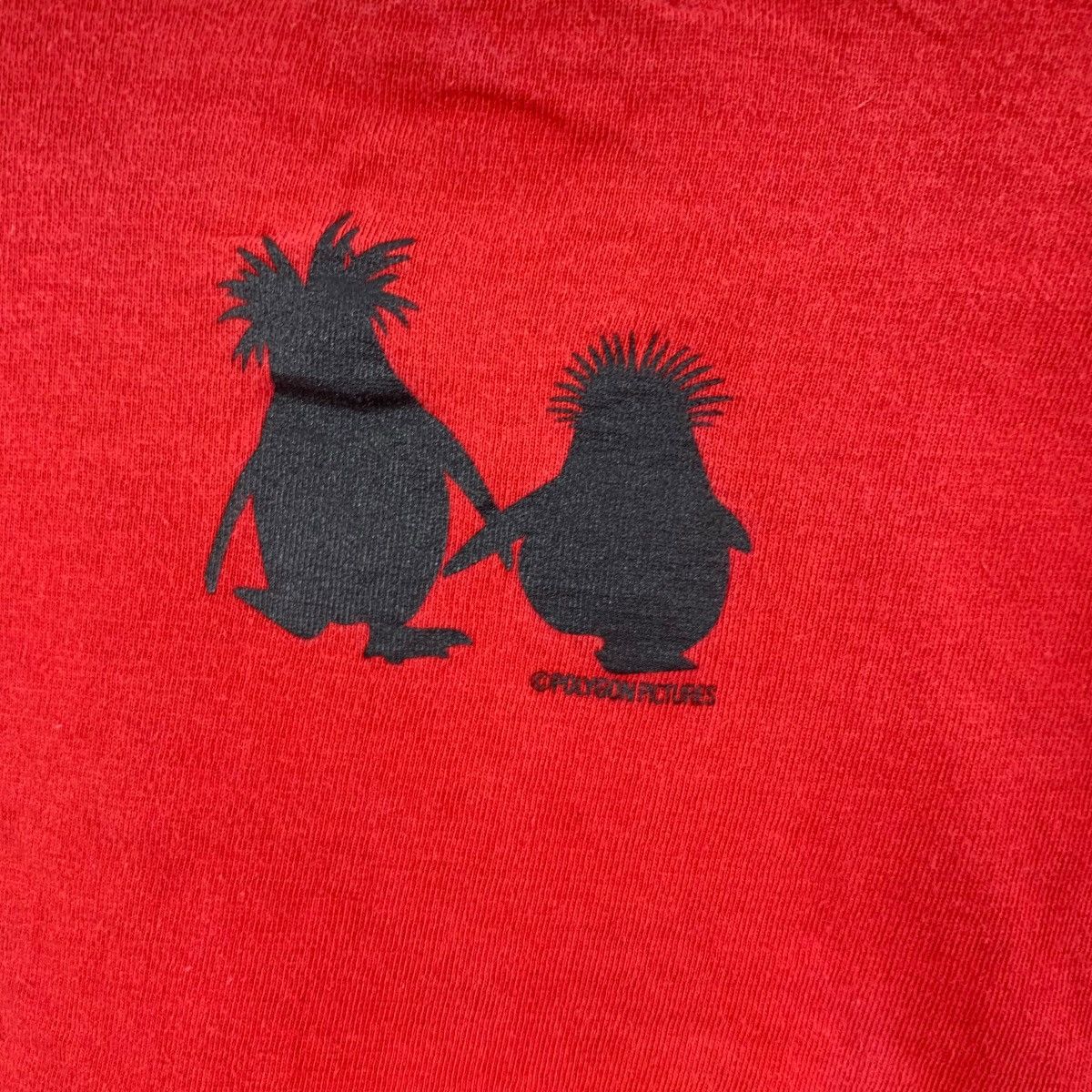 Vintage Vintage SHISEIDO ROCKY & HOPPER Iwatobi Penguin Tee Shirt Size L / US 10 / IT 46 - 9 Thumbnail
