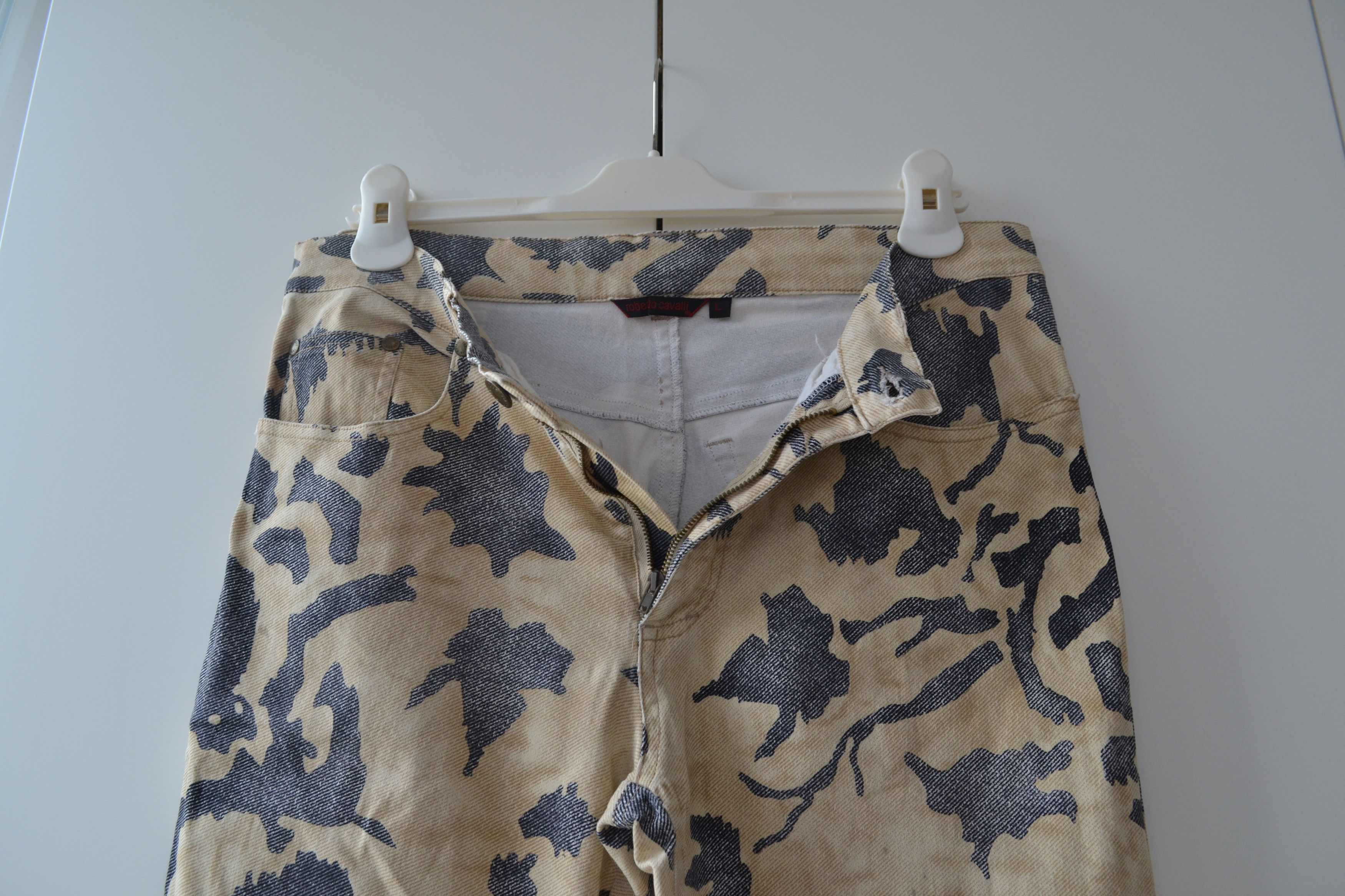 Roberto Cavalli Roberto Cavalli Jeans Pants Print Camouflage Vintage 2001 Size US 32 / EU 48 - 9 Thumbnail