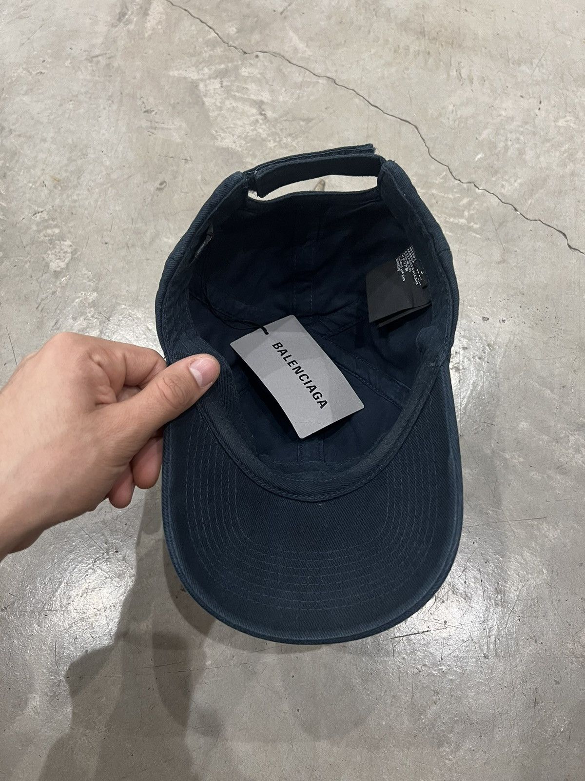 Balenciaga Balenciaga Crest Logo Cap Size ONE SIZE - 3 Thumbnail
