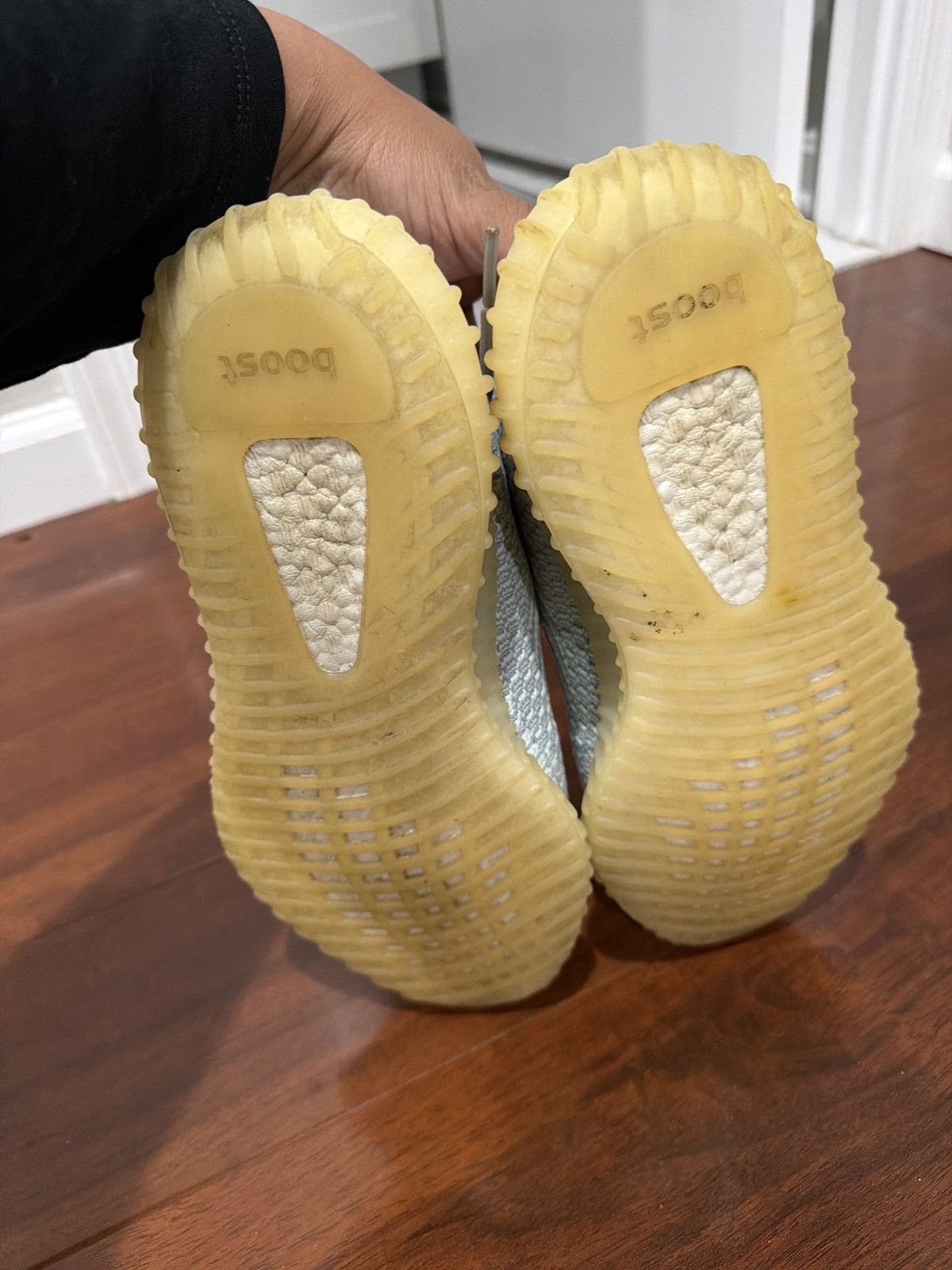 Yeezy Adidas Yeezy Boost 350 V2 'Cloud White Non-Reflective' Size US 8 / EU 41 - 3 Thumbnail