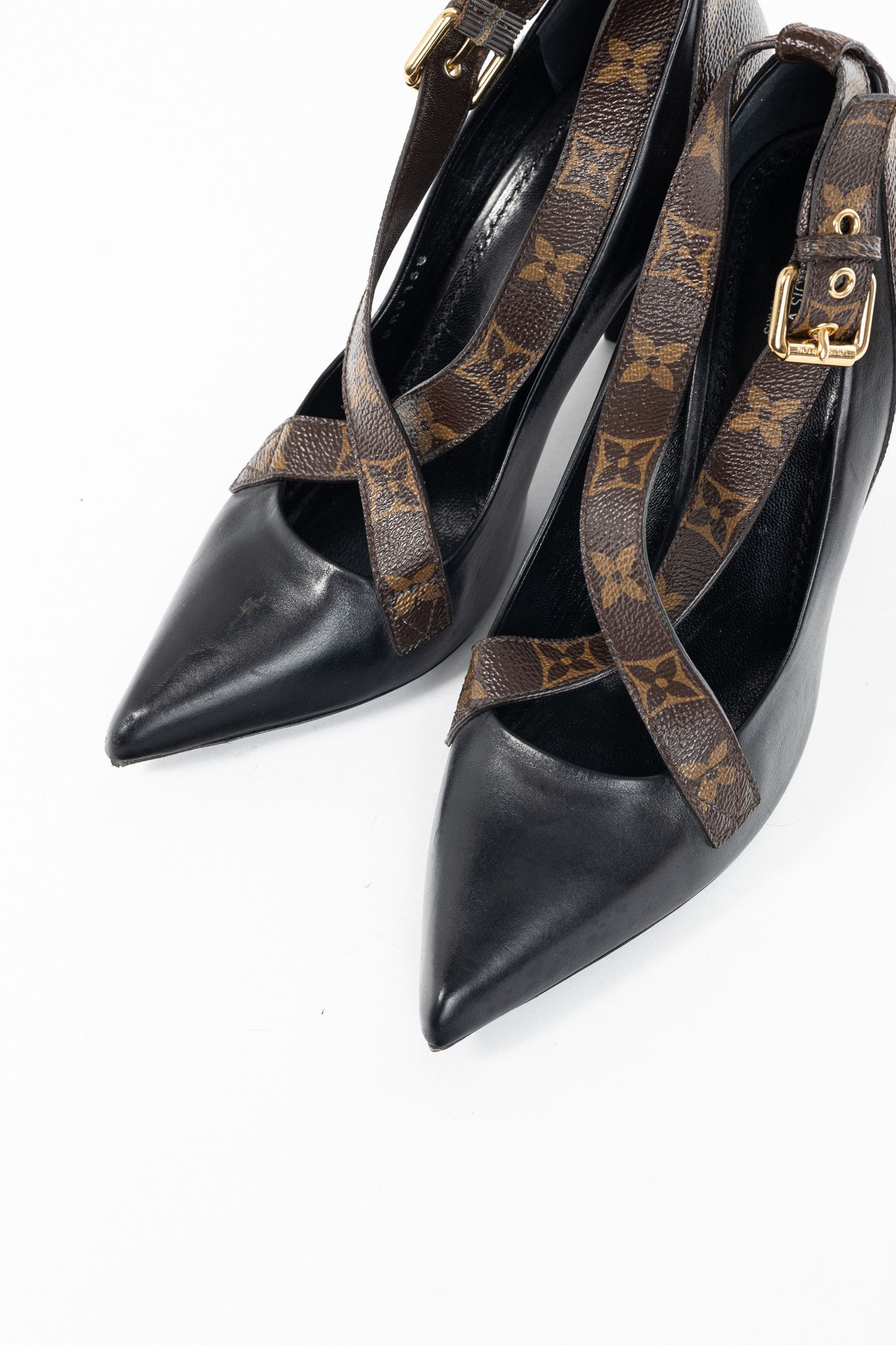 Louis Vuitton Louis Vuitton Matchmake Leather & Monogram Crossover Pumps Size US 8 / IT 38 - 6 Thumbnail