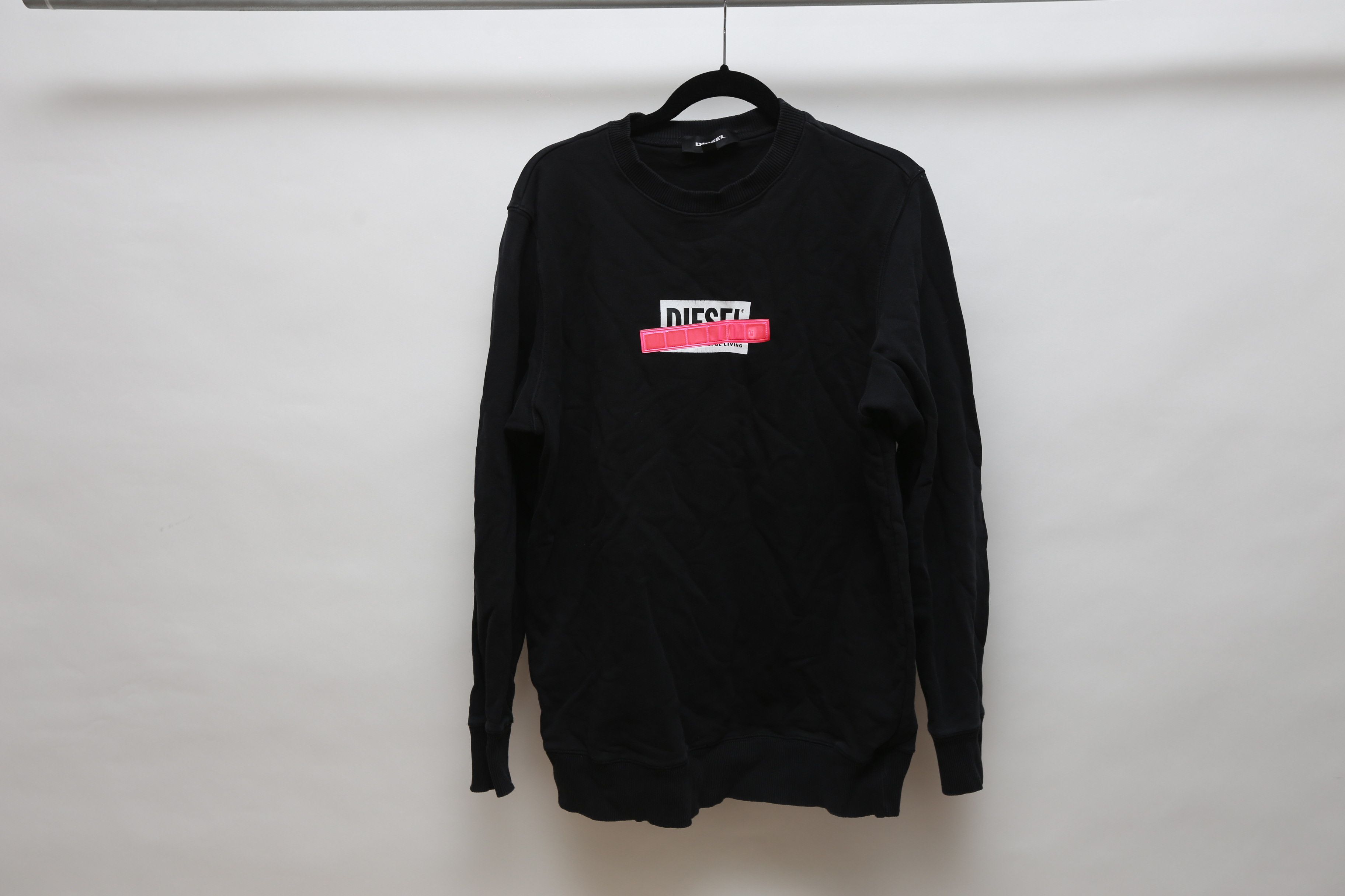 Diesel Taped Logo Size US M / EU 48-50 / 2 - 2 Thumbnail