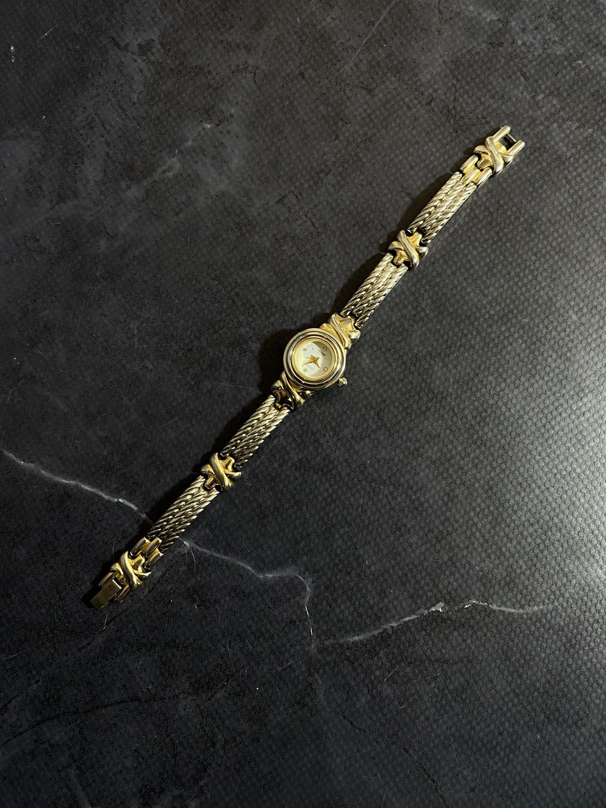 Jewelry × Vintage Lardos Two-Tone Cable Bracelet Watch with Japanese brand Size ONE SIZE - 7 Thumbnail