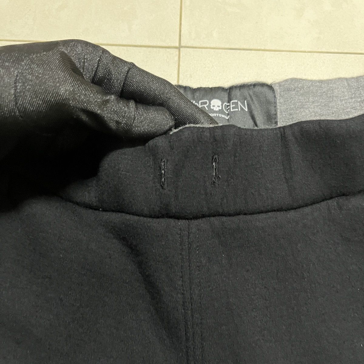 HYDROGEN Hydrogen Italy Stripe Sweatpants / Joggers Size US 30 / EU 46 - 4 Thumbnail