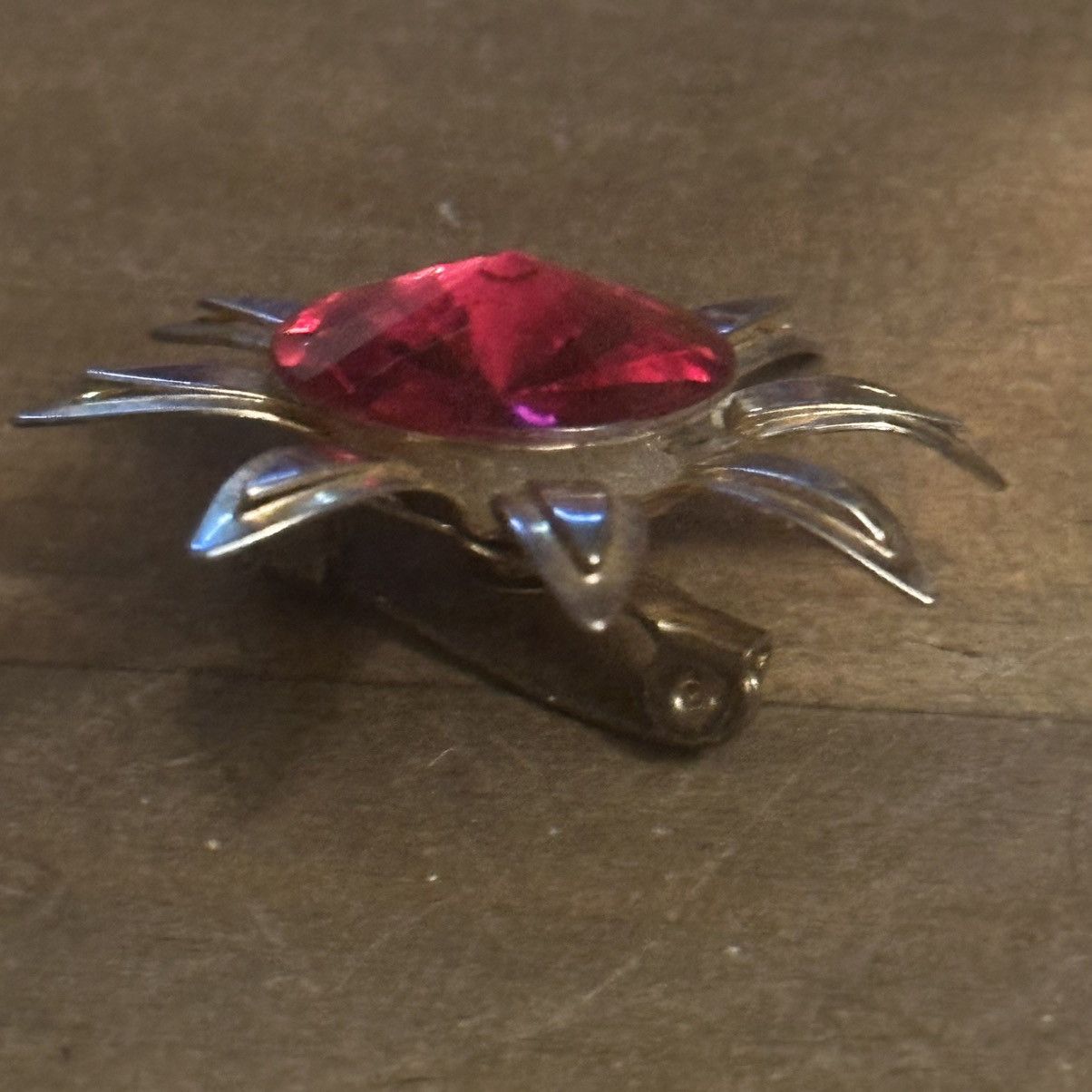Vintage Vintage gold tone big red rhinestone sunflower brooch Size ONE SIZE - 2 Thumbnail