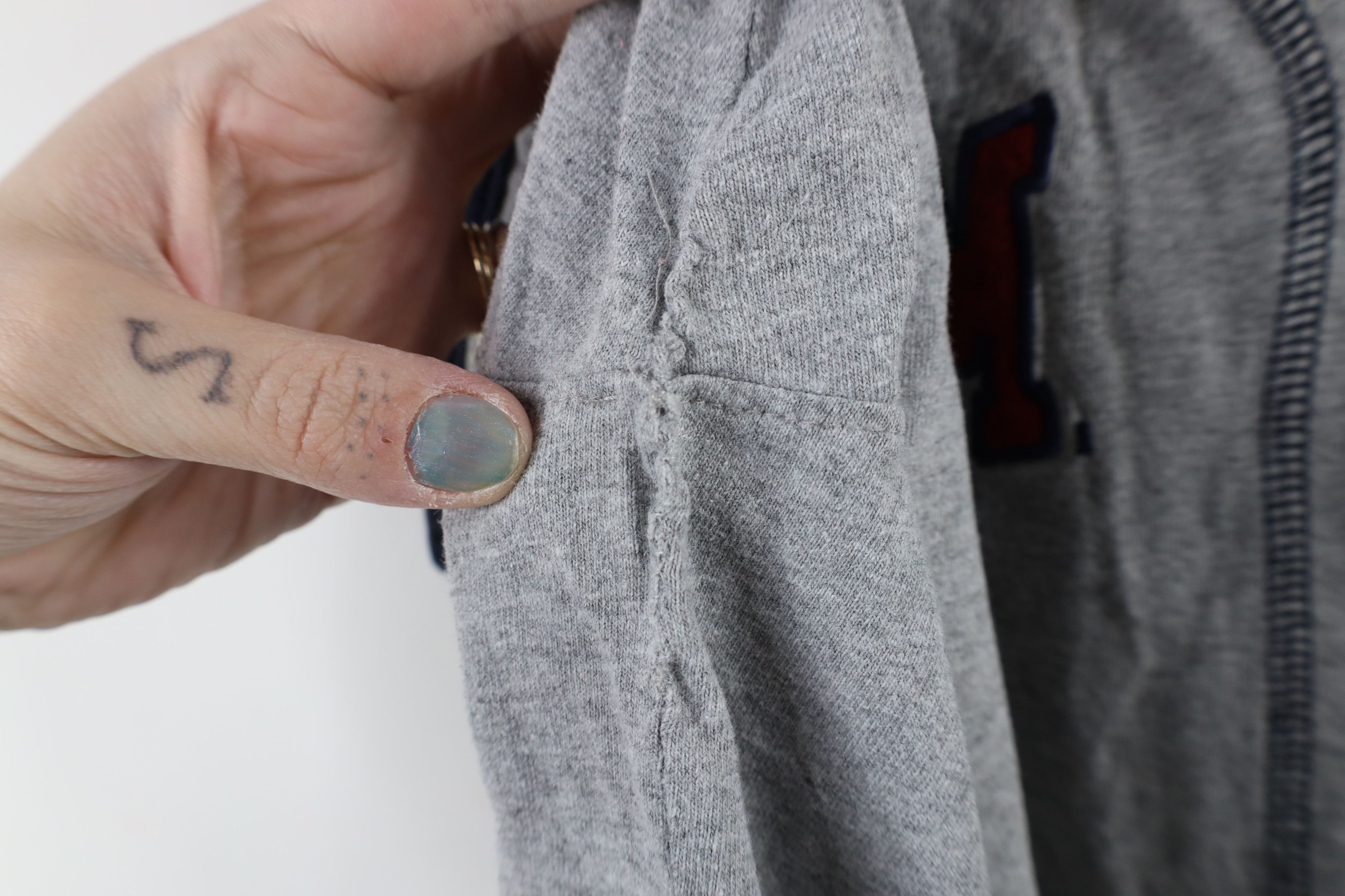 Vintage Vintage 90s Bum Equipment Spell Out Baseball Jersey Gray Size XL / US 12-14 / IT 48-50 - 5 Thumbnail