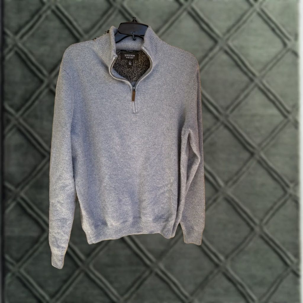 Nordstrom Nordstrom Mens Shop 100% Cashmere Quarter Zip Sweater Light Blue Size L Mens/Boys? No—Men. Size US L / EU 52-54 / 3 - 1 Thumbnail